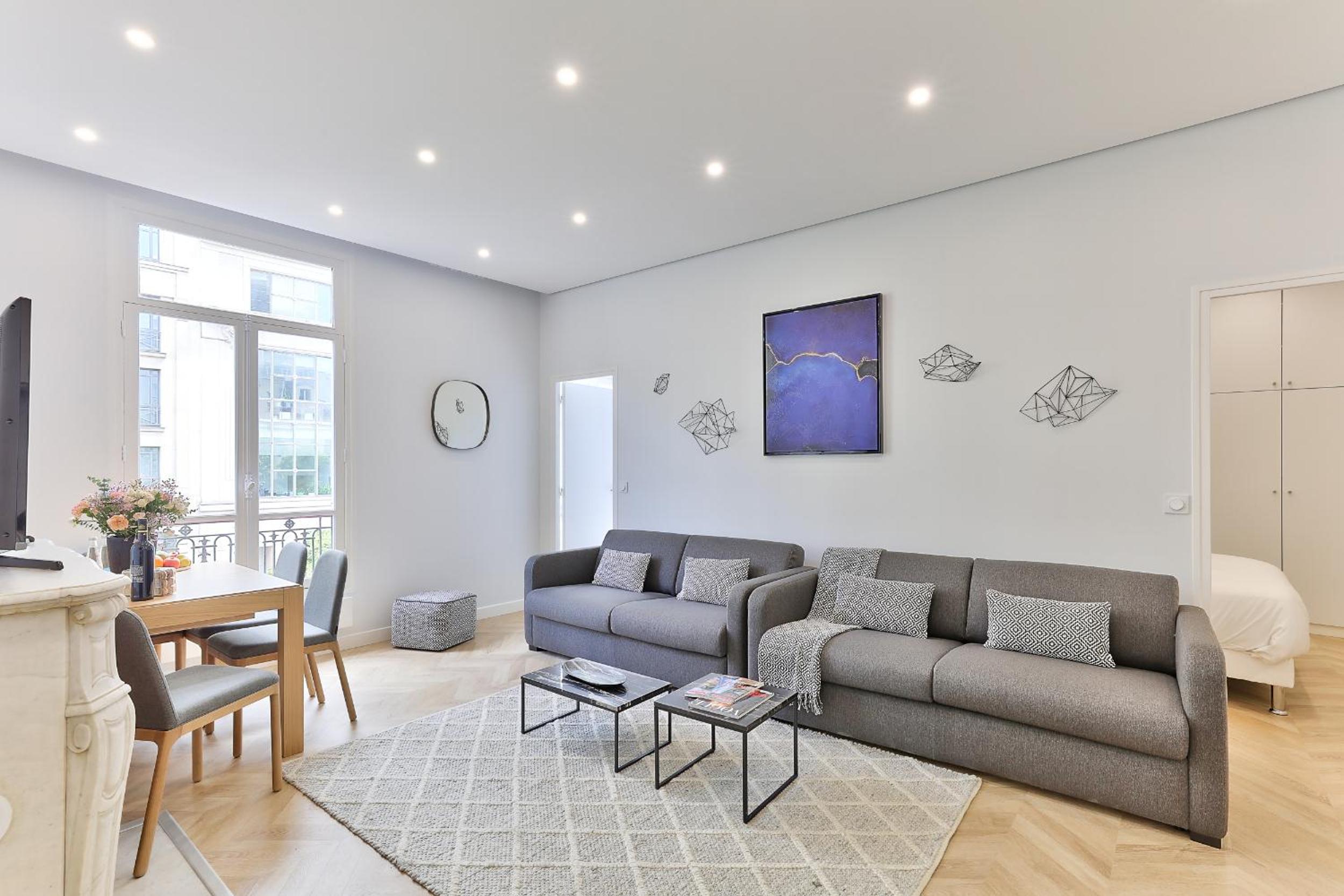 Apartment photo 1