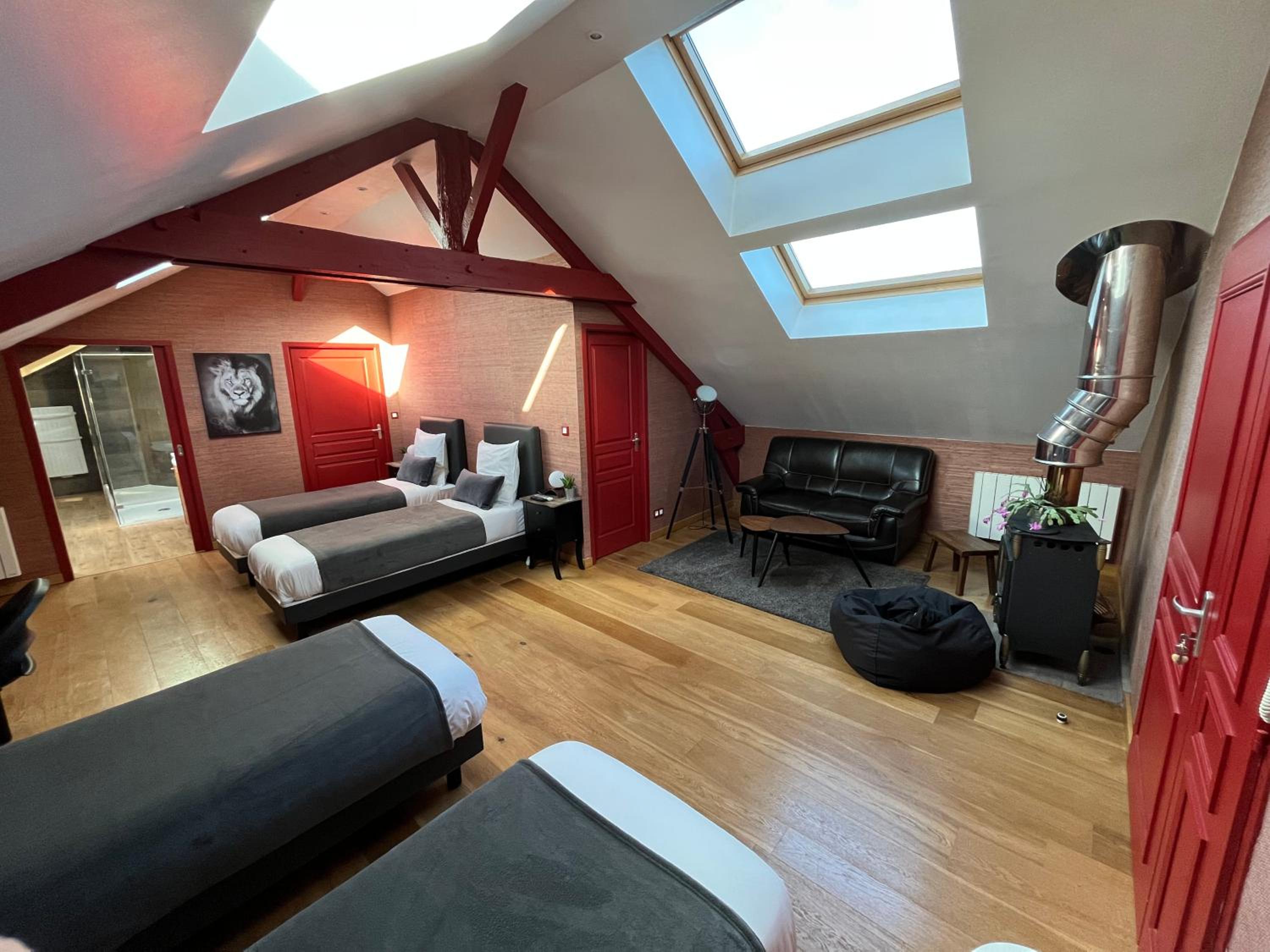 Premium Quadruple Room