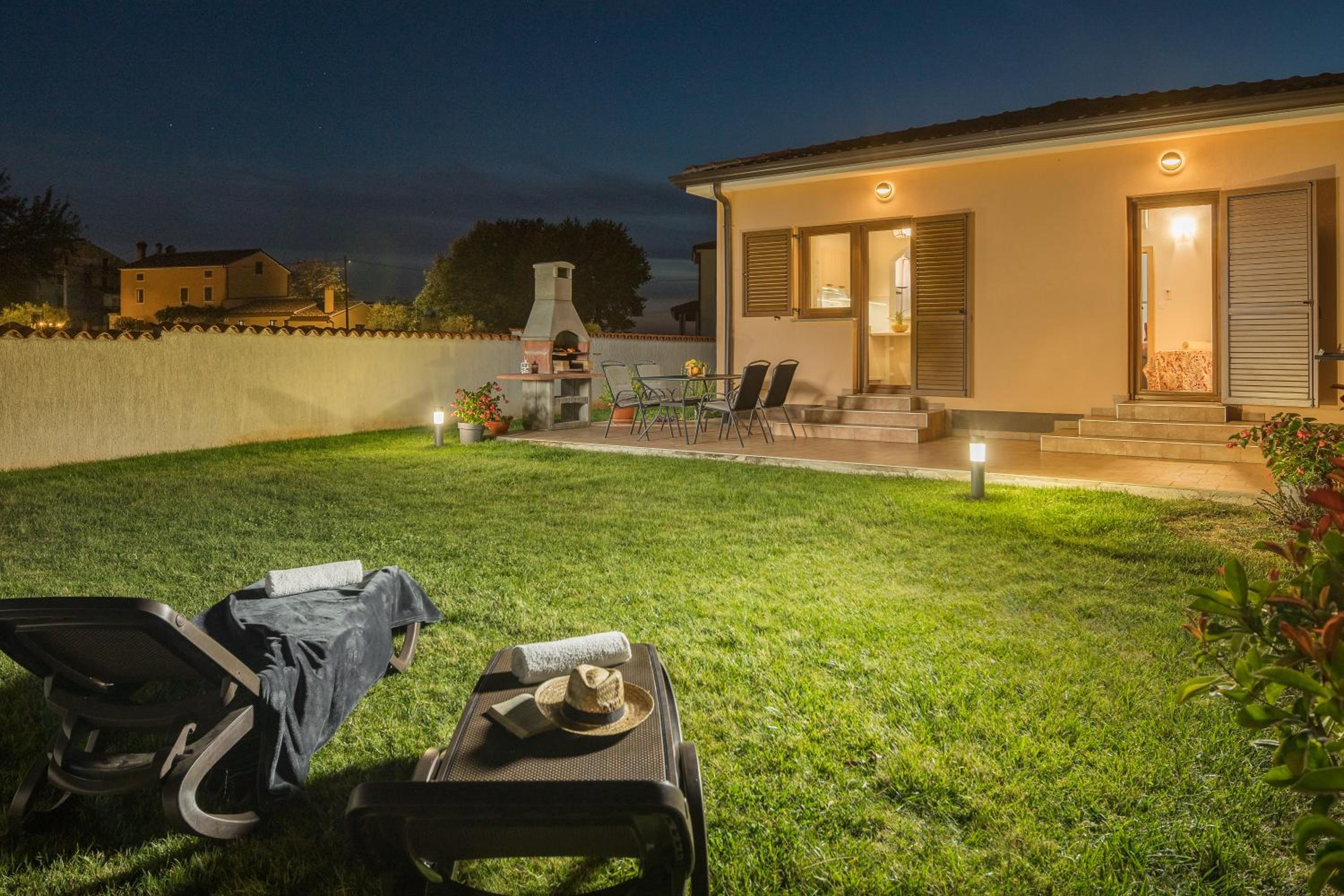 Villa photo 1
