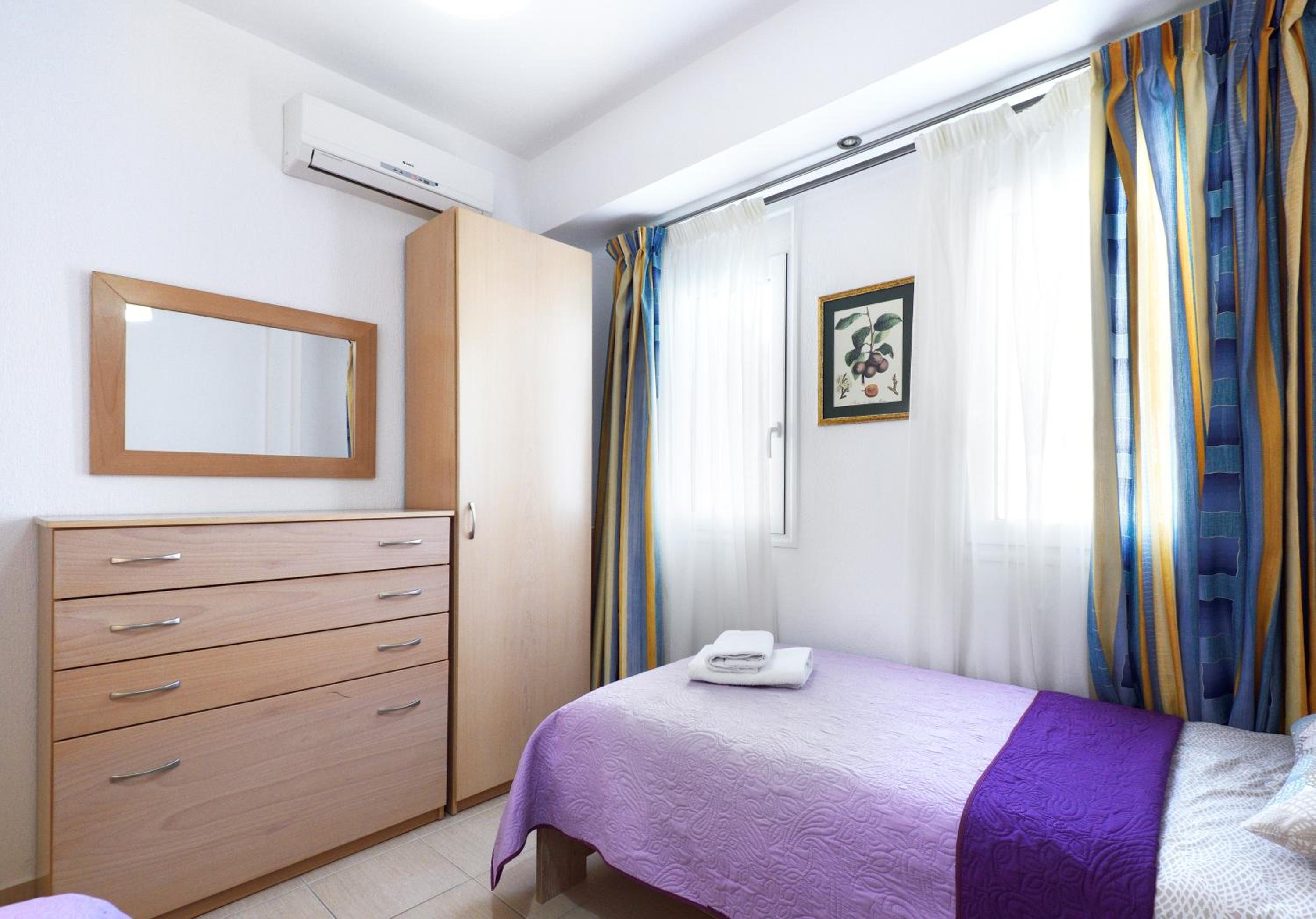 Two-Bedroom House photo 2