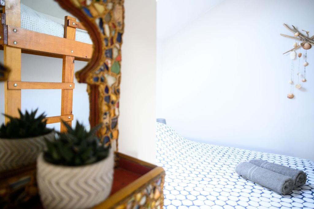 Family Room with Private Bathroom photo 2