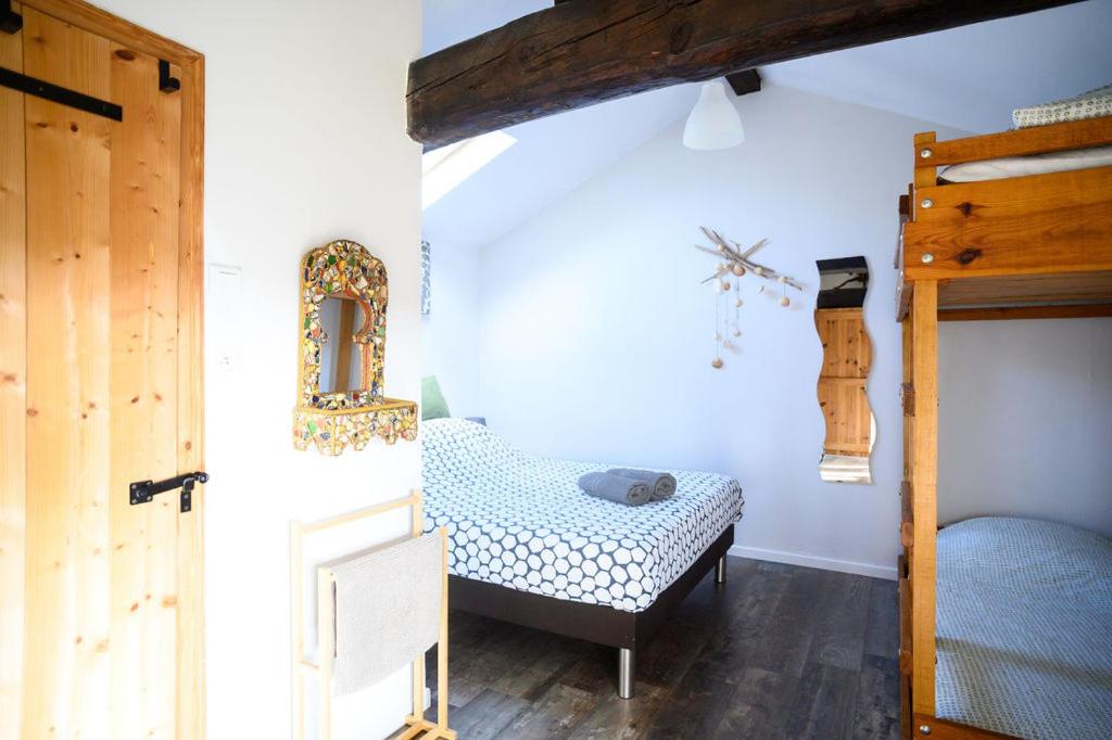Family Room with Private Bathroom photo 1