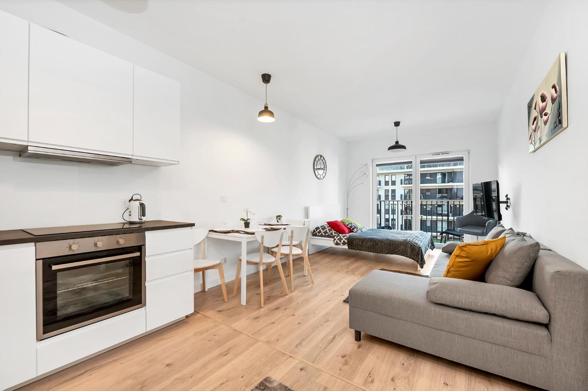 One-Bedroom Apartment - Photo 2