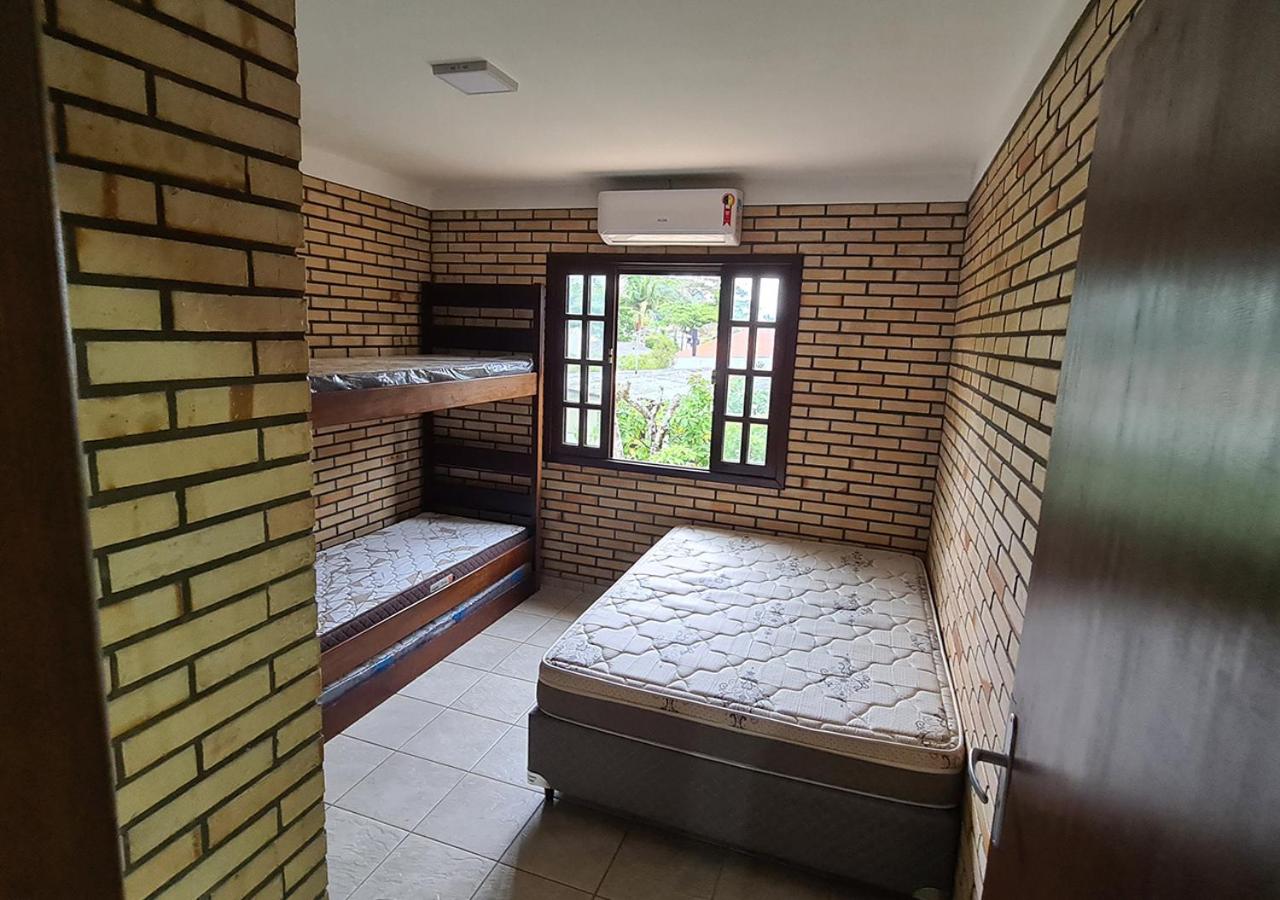 Four-Bedroom House photo 3