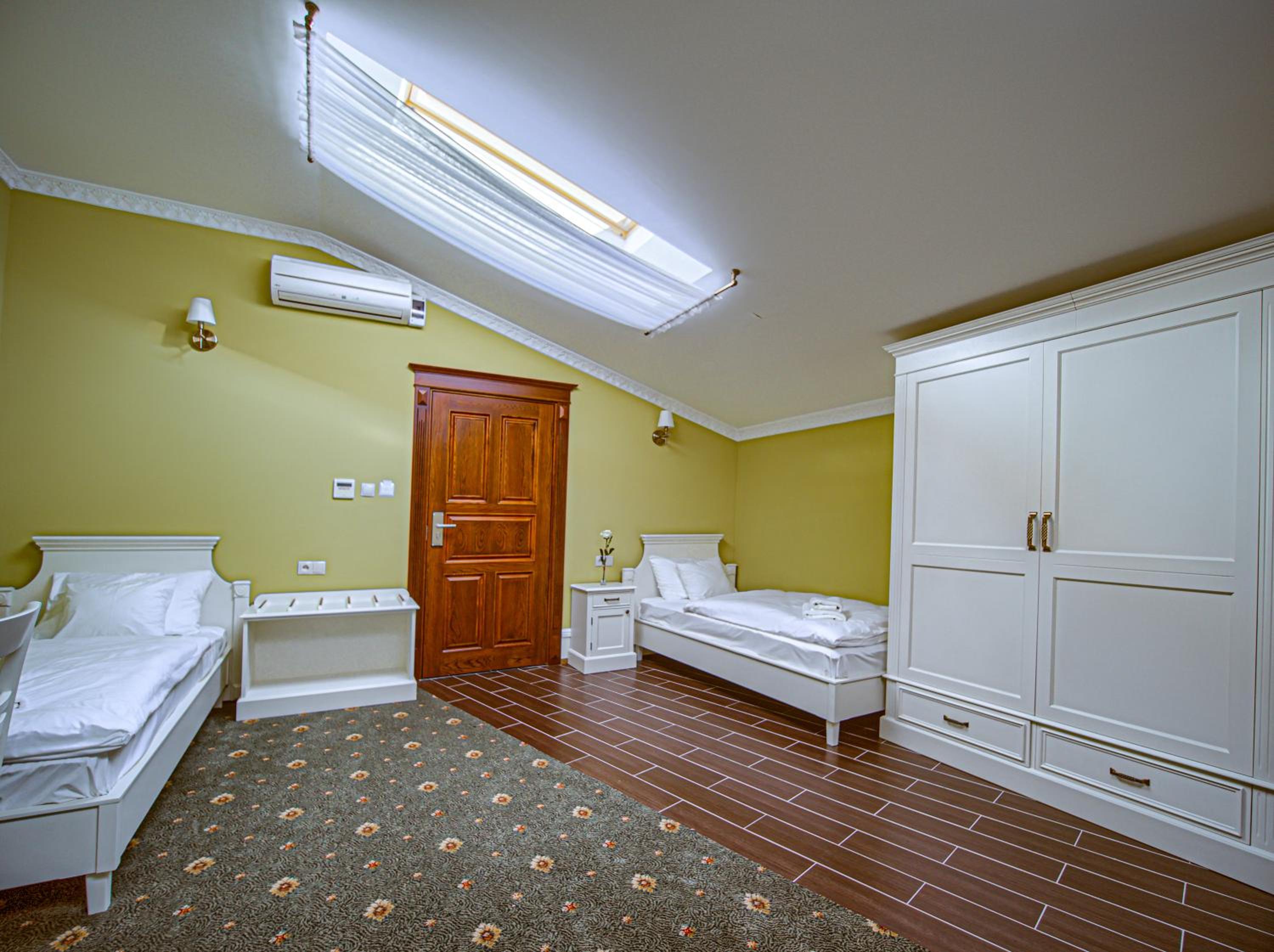 Superior Quadruple Room photo 3