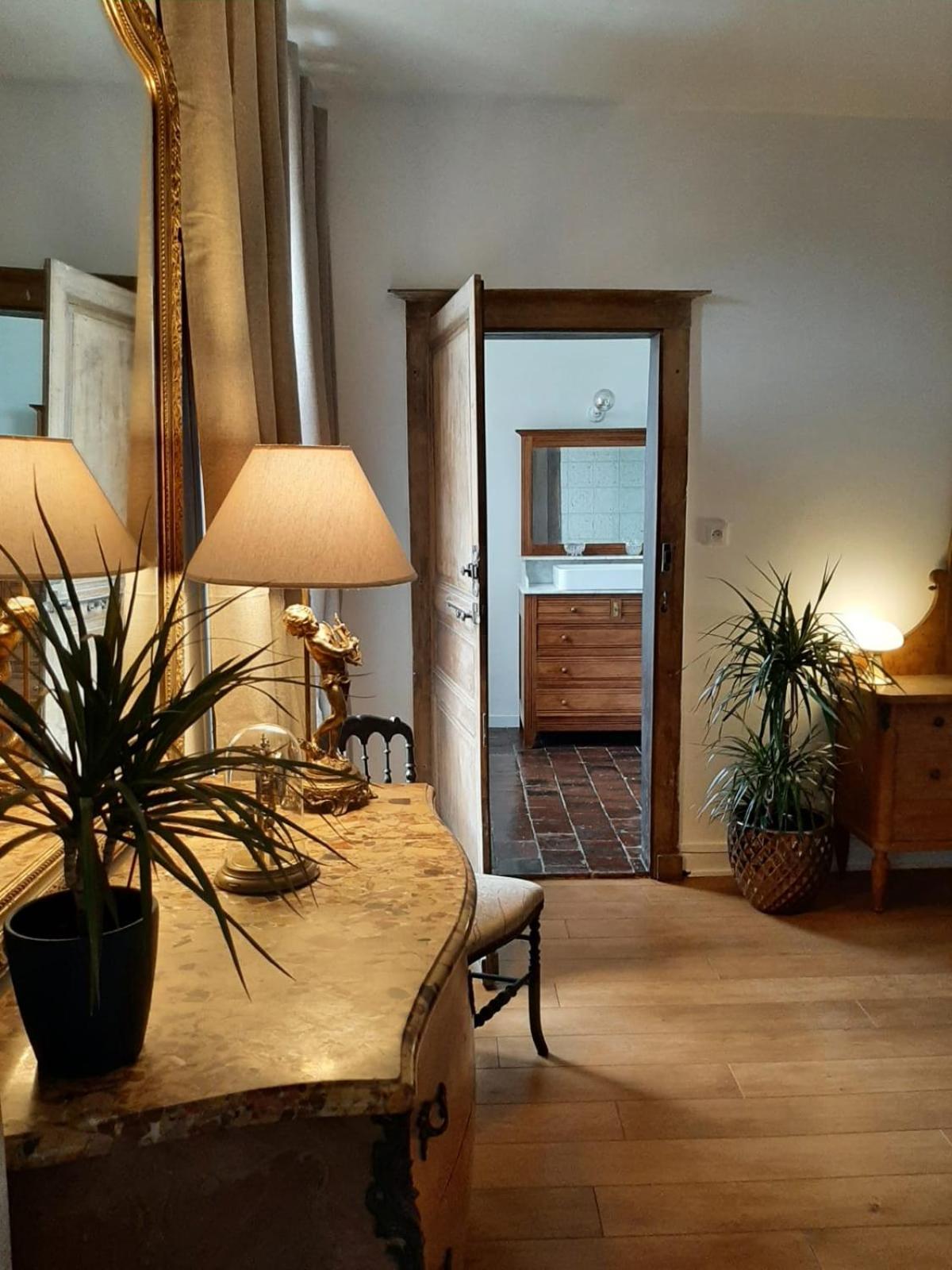 Double Room with Garden View - Photo 22