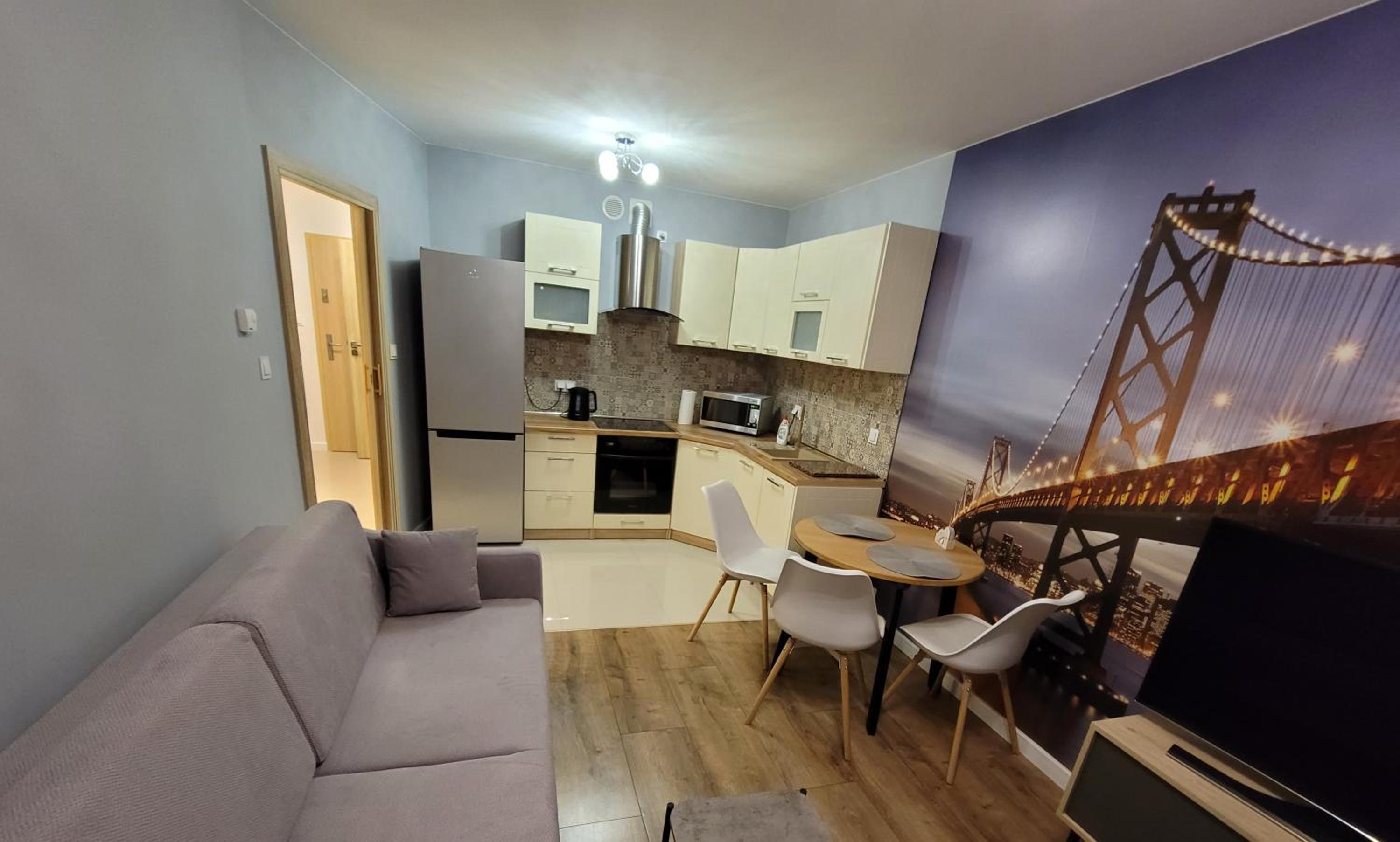 One-Bedroom Apartment