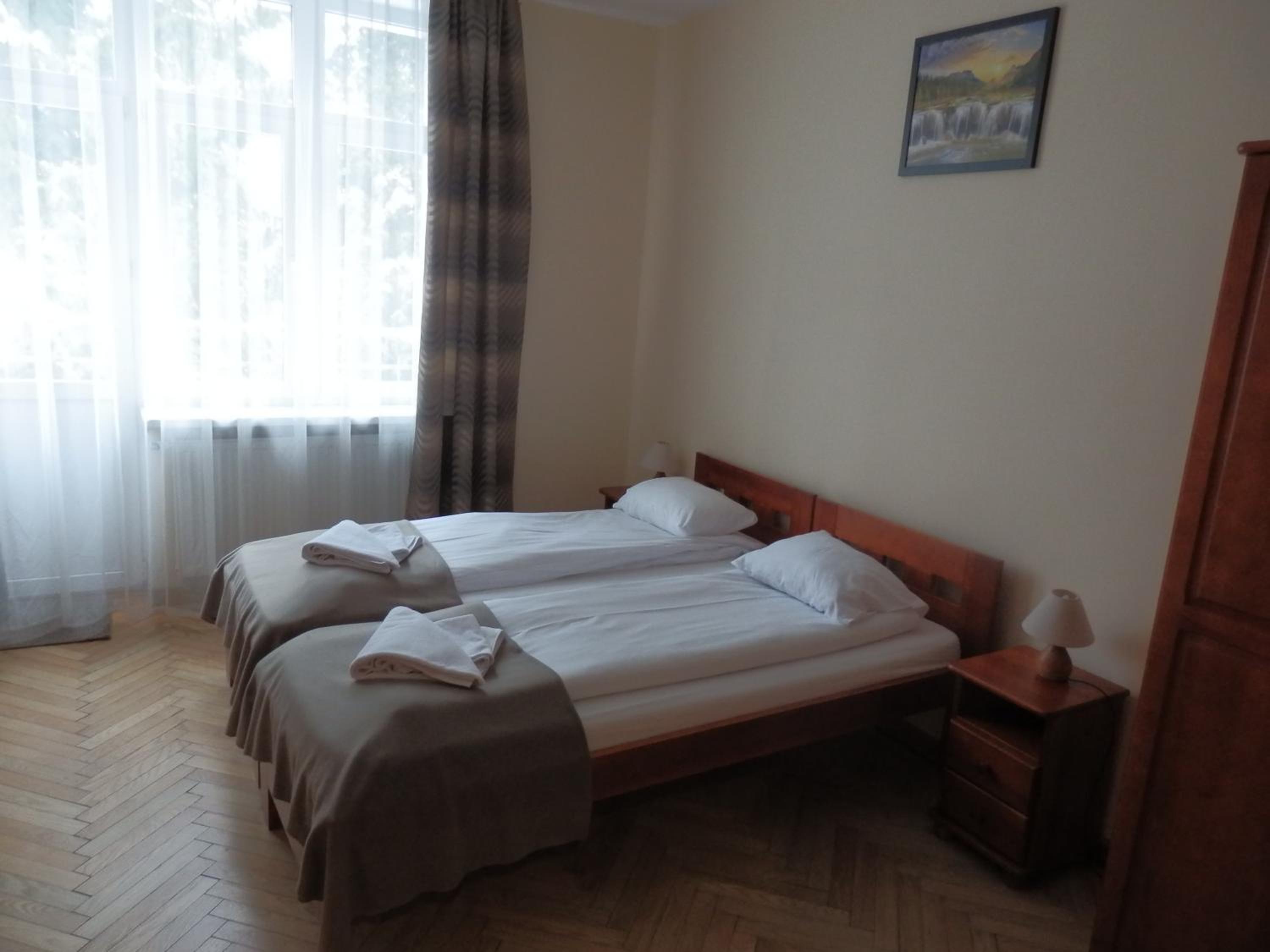Double Room - Photo 15