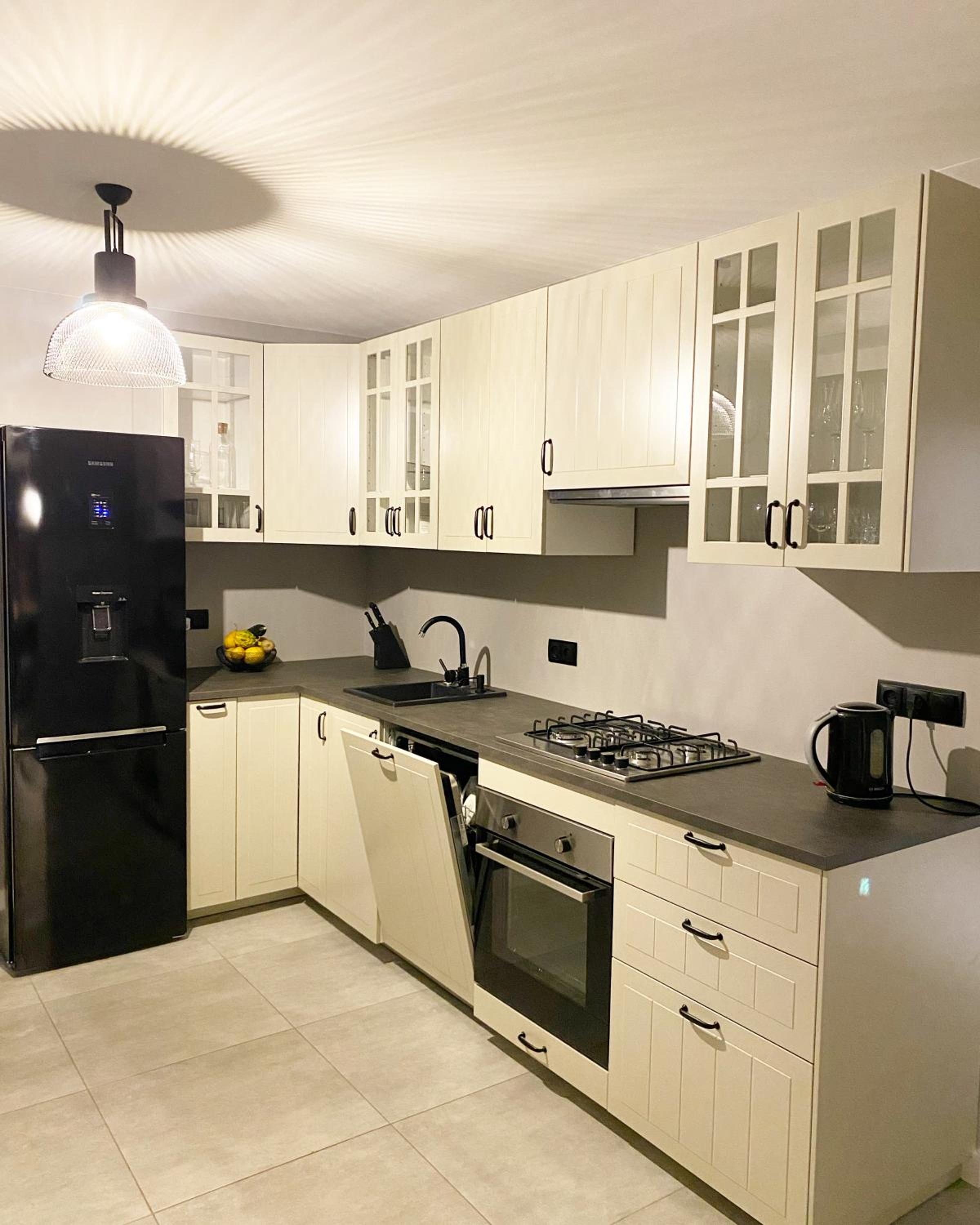 Three-Bedroom House - Photo 12