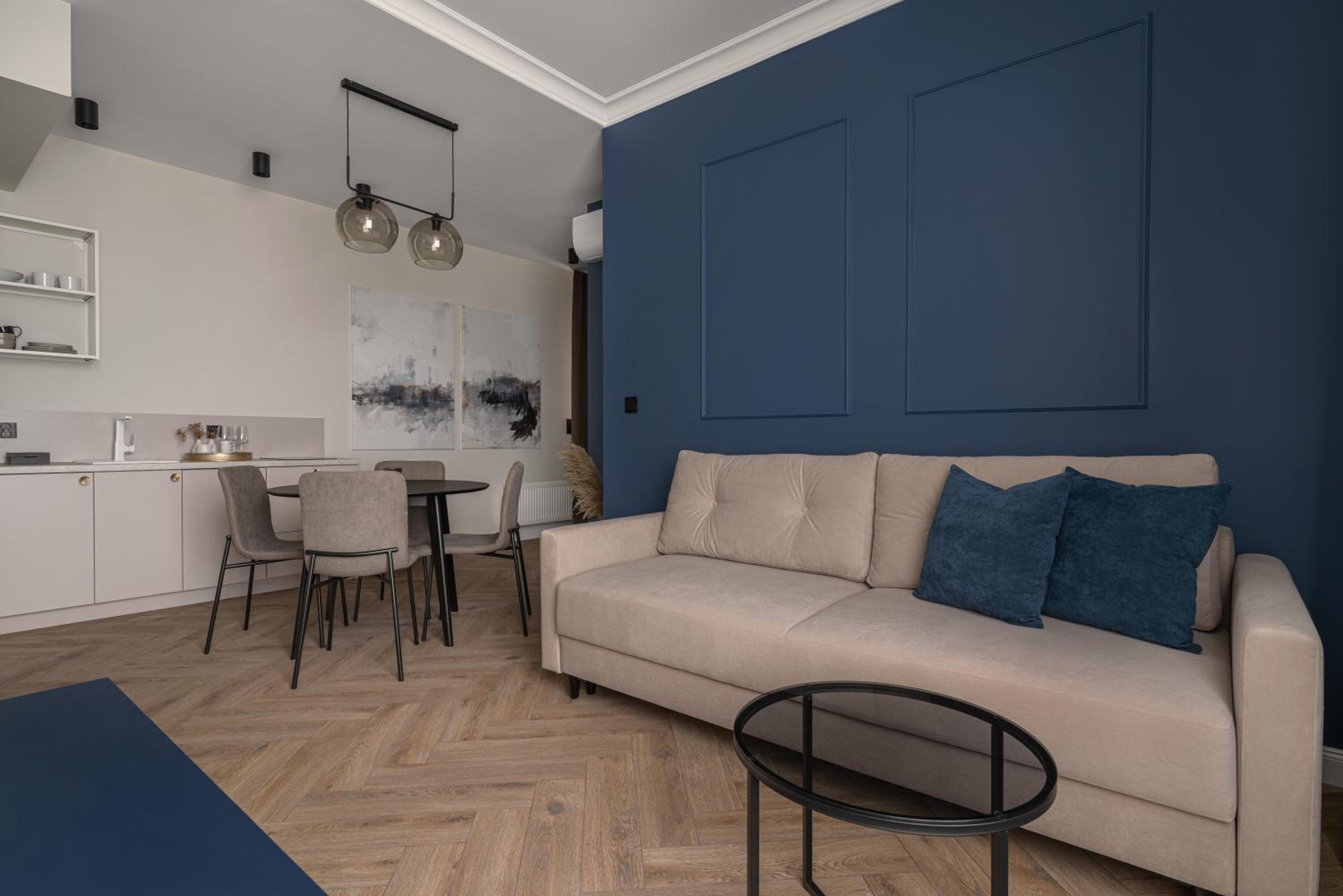 Studio Apartment
