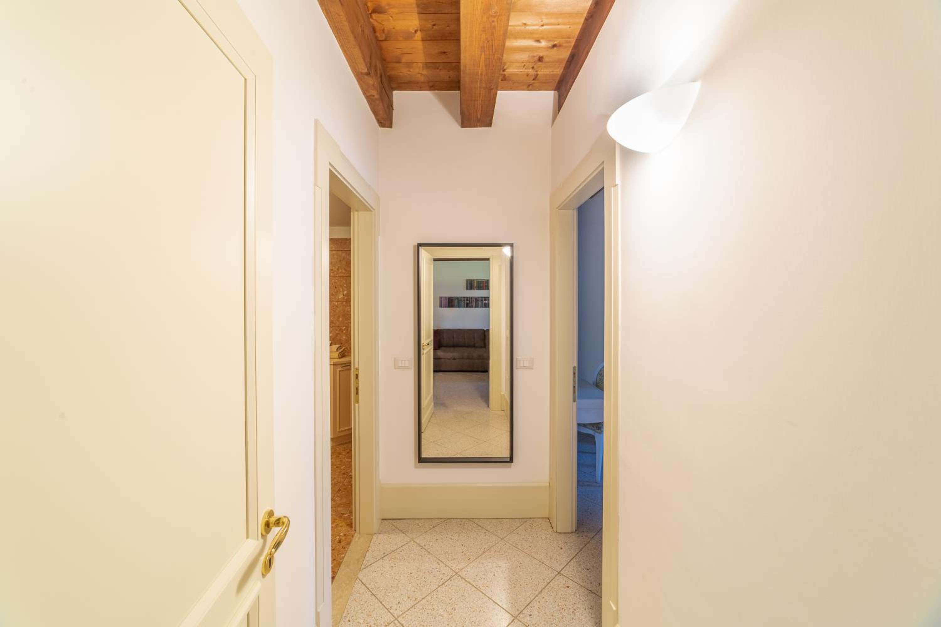Apartment - Ground Floor photo 3