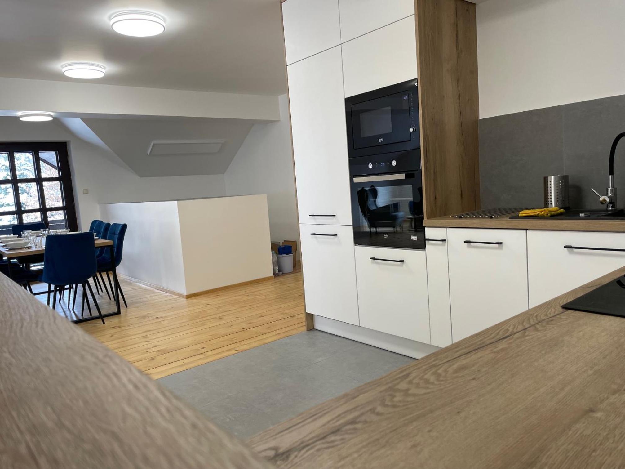 Two-Bedroom Apartment - Photo 2