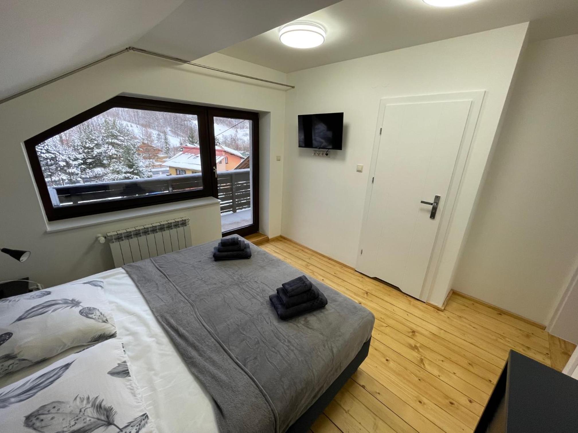 Two-Bedroom Apartment - Photo 7