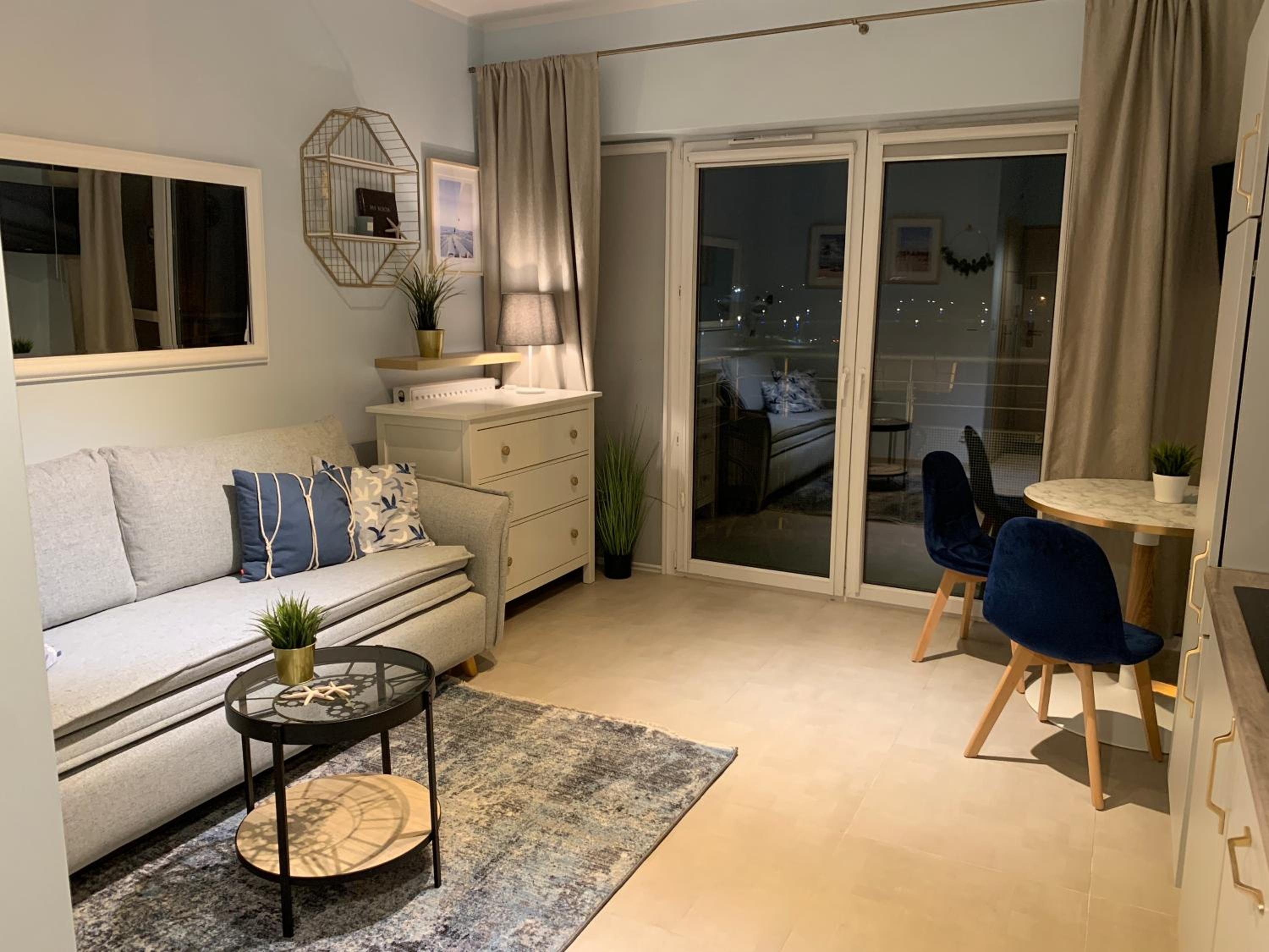 Deluxe Apartment