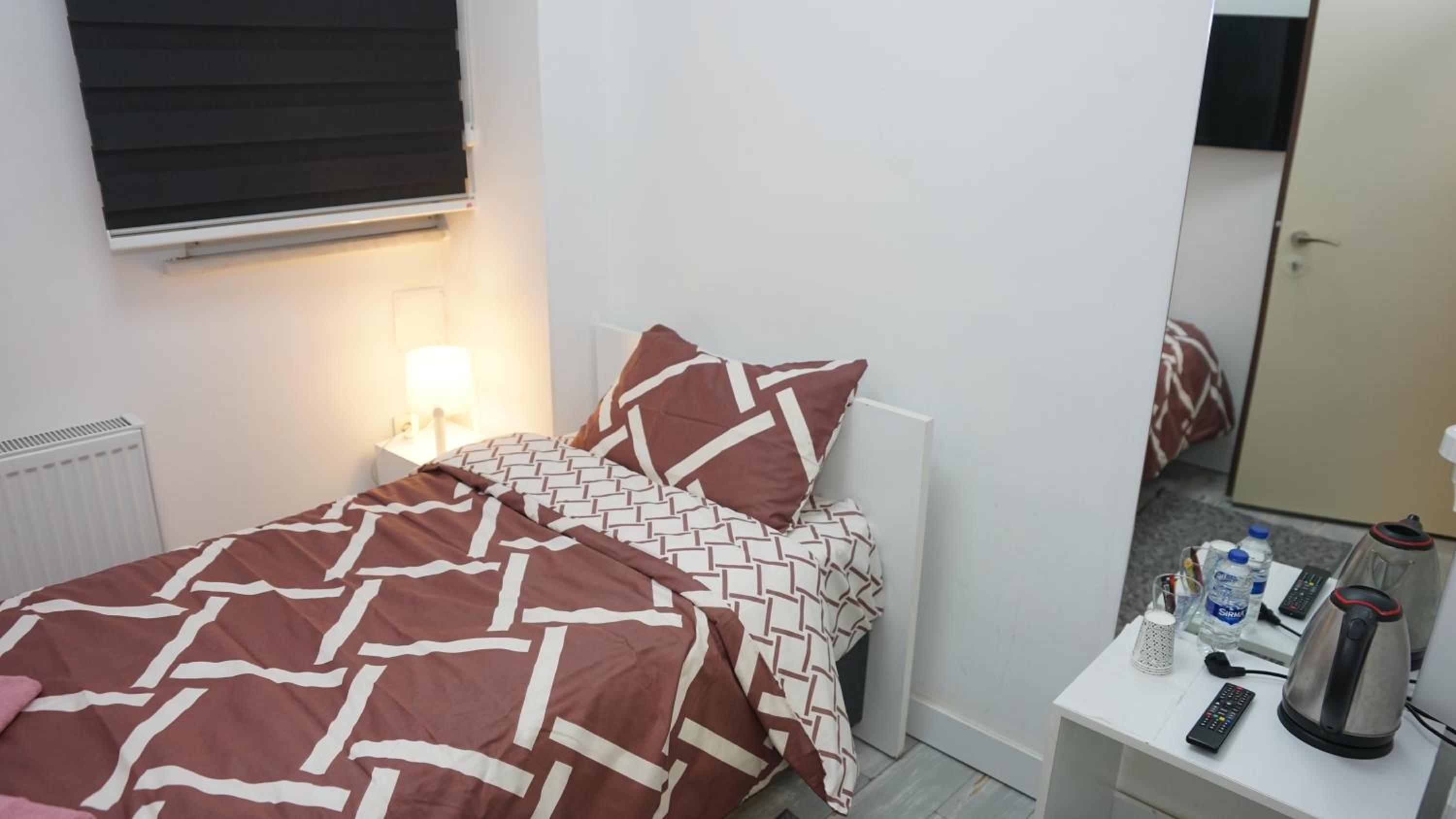 Single Room photo 2