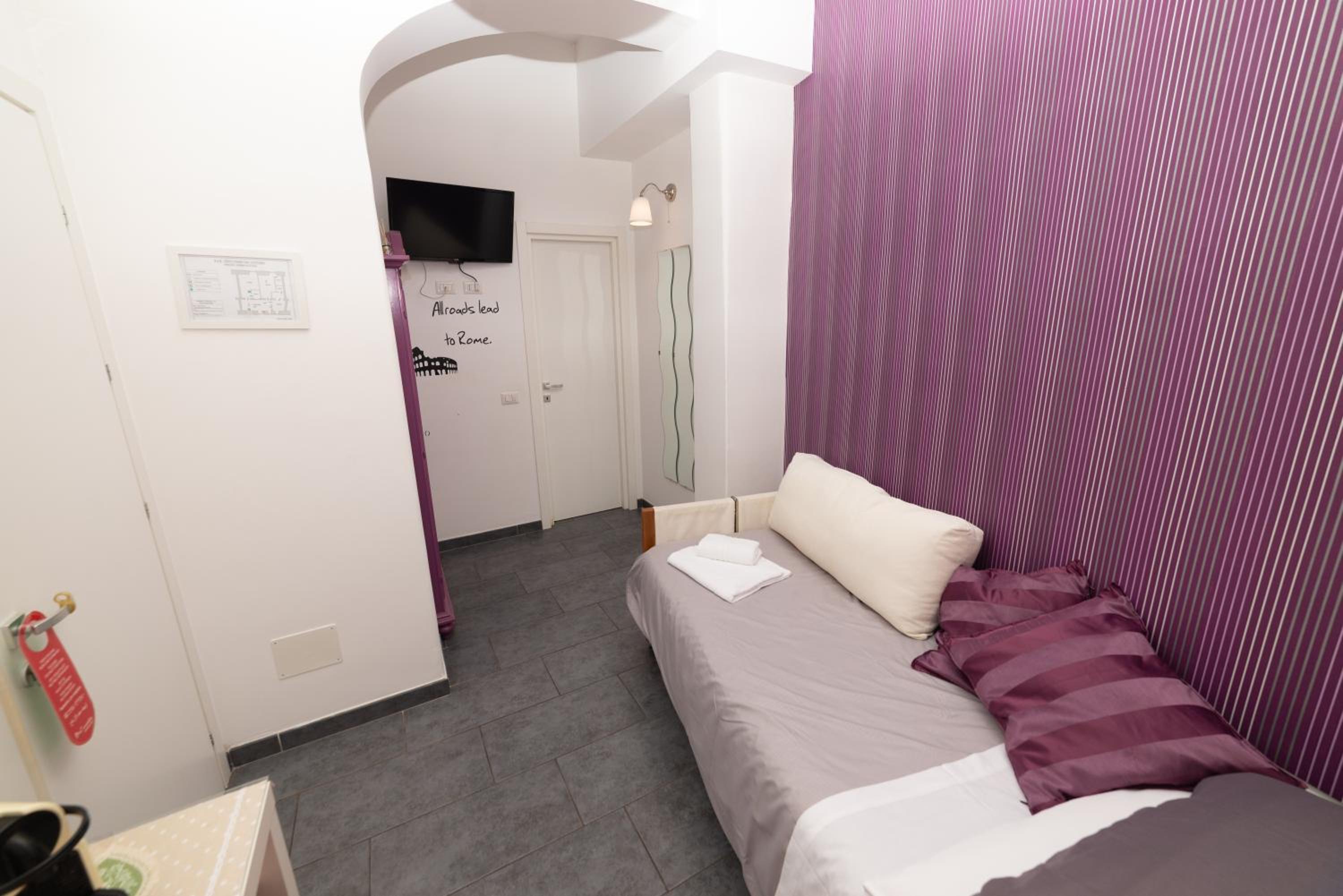 Economy Single Room