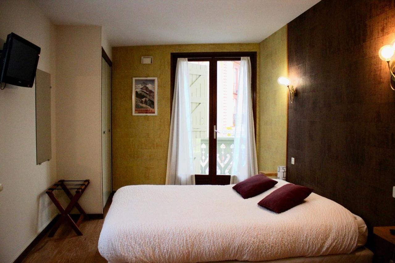 Standard Double Room photo 2