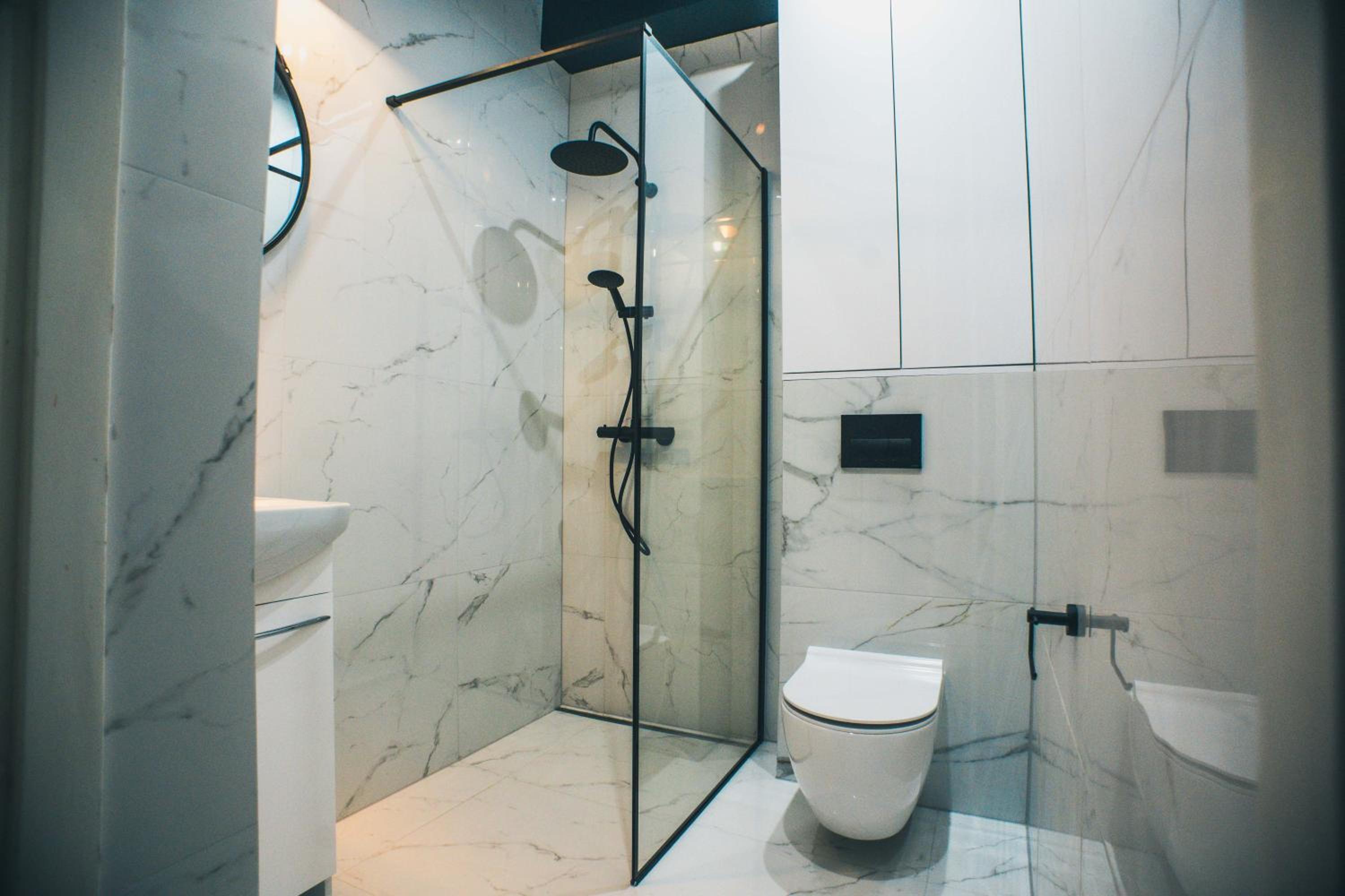 One-Bedroom Apartment - Photo 1