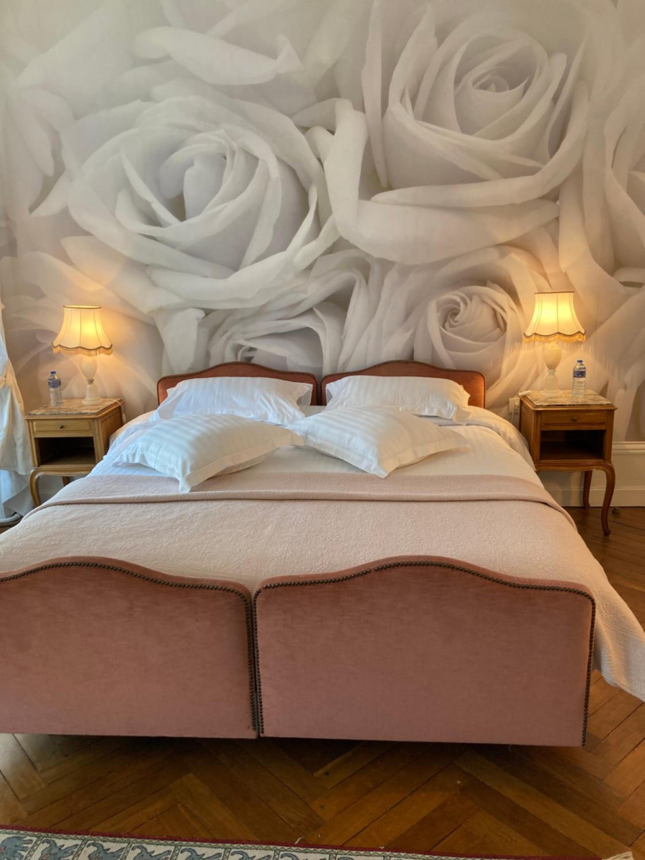 Pink Room photo 2