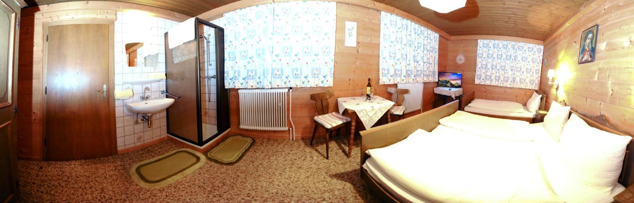 Triple Room