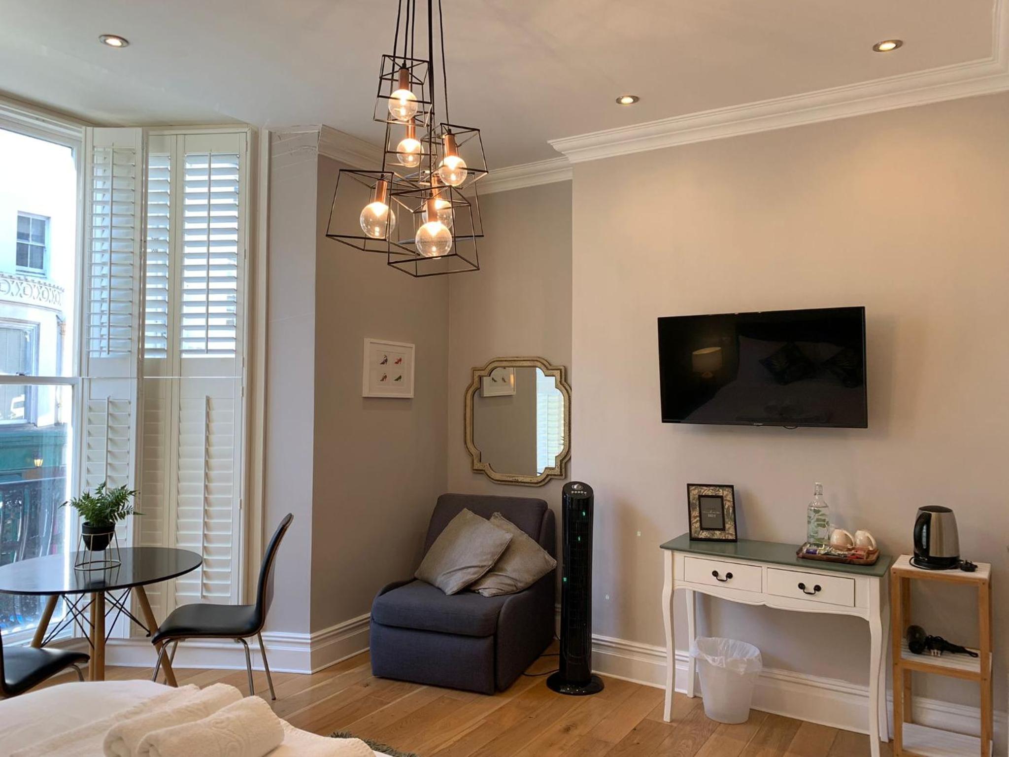 King Room with Balcony photo 3