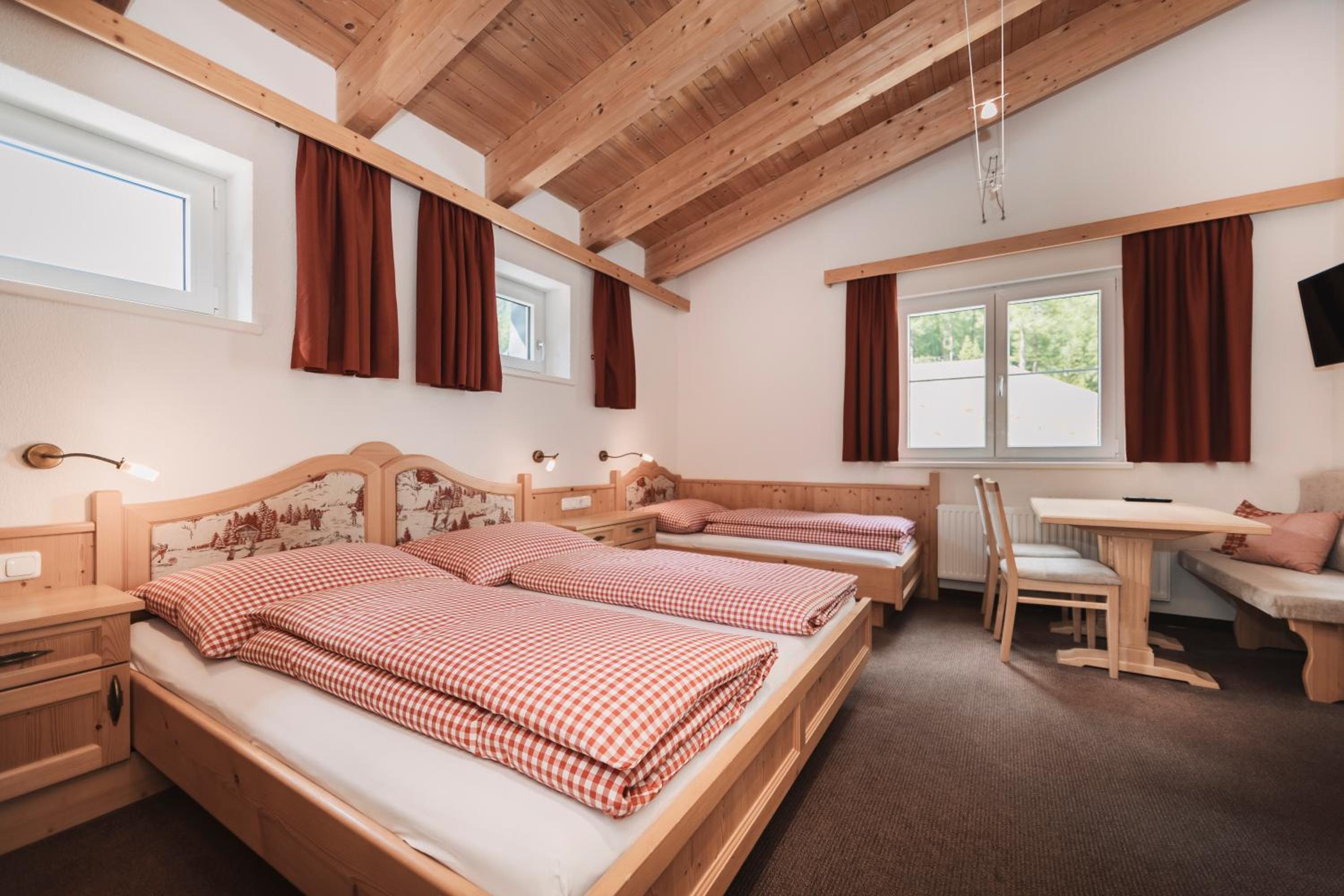 Triple Room