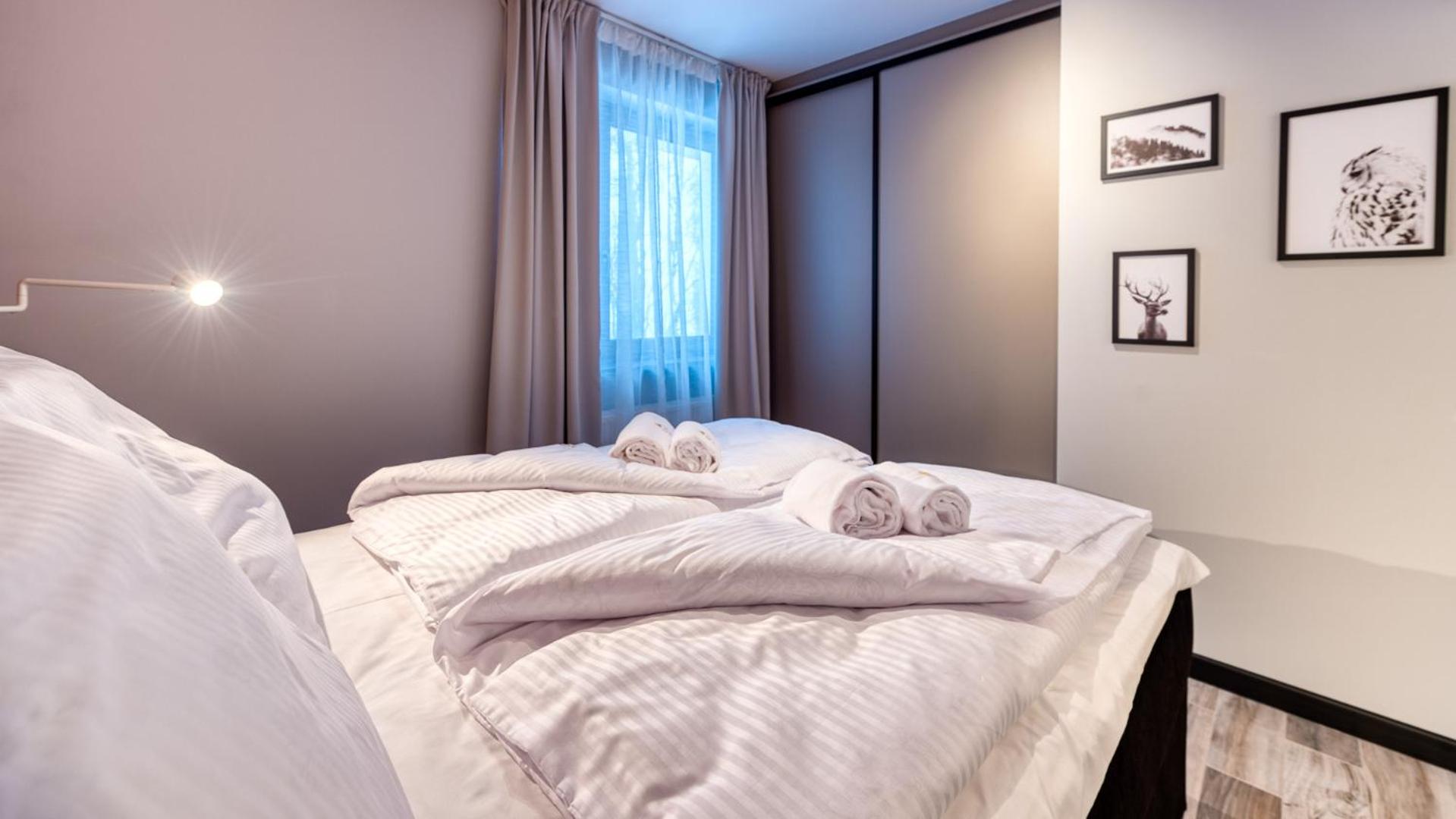 Apartment with Mountain View - Photo 9