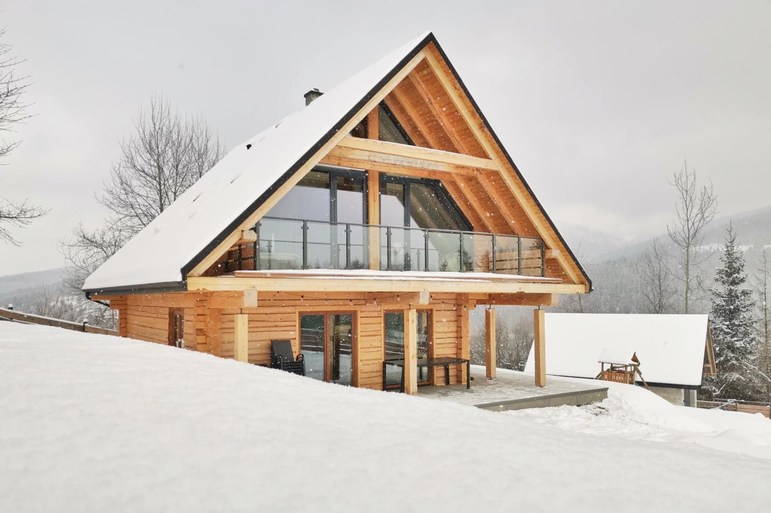 Three-Bedroom Chalet photo 1