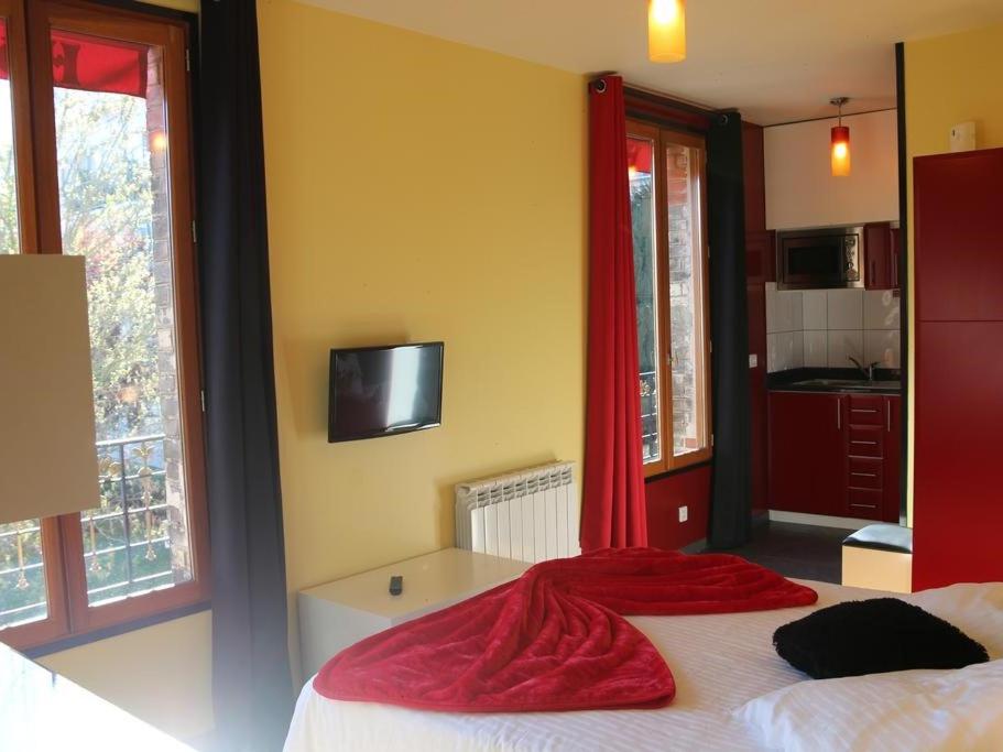 Standard Double Room photo 3