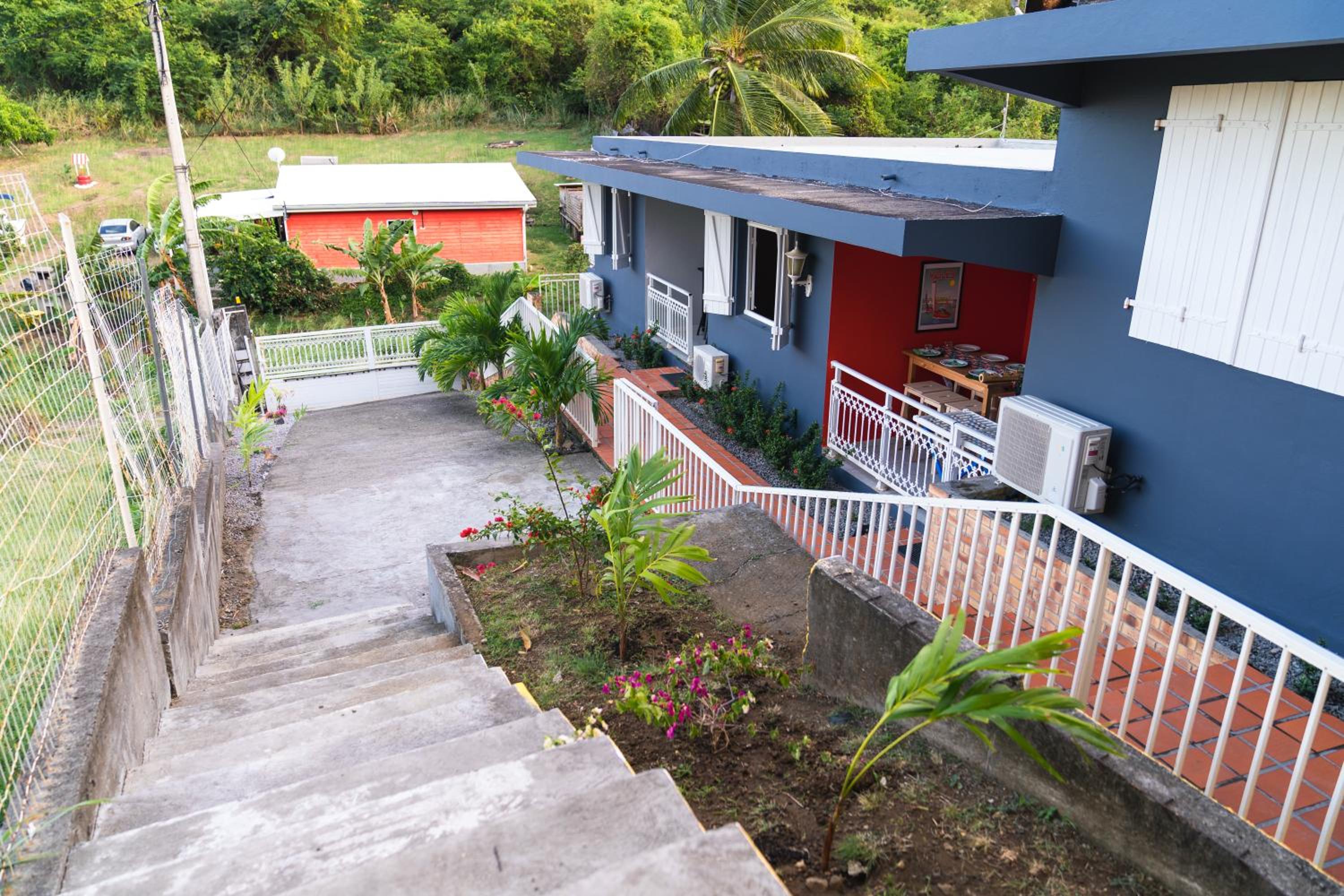 Bungalow with Garden View photo 3