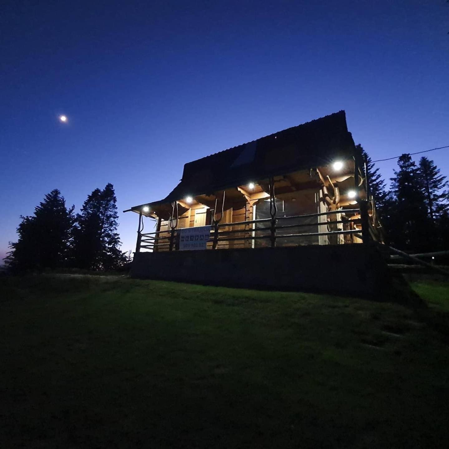 Chalet photo 2