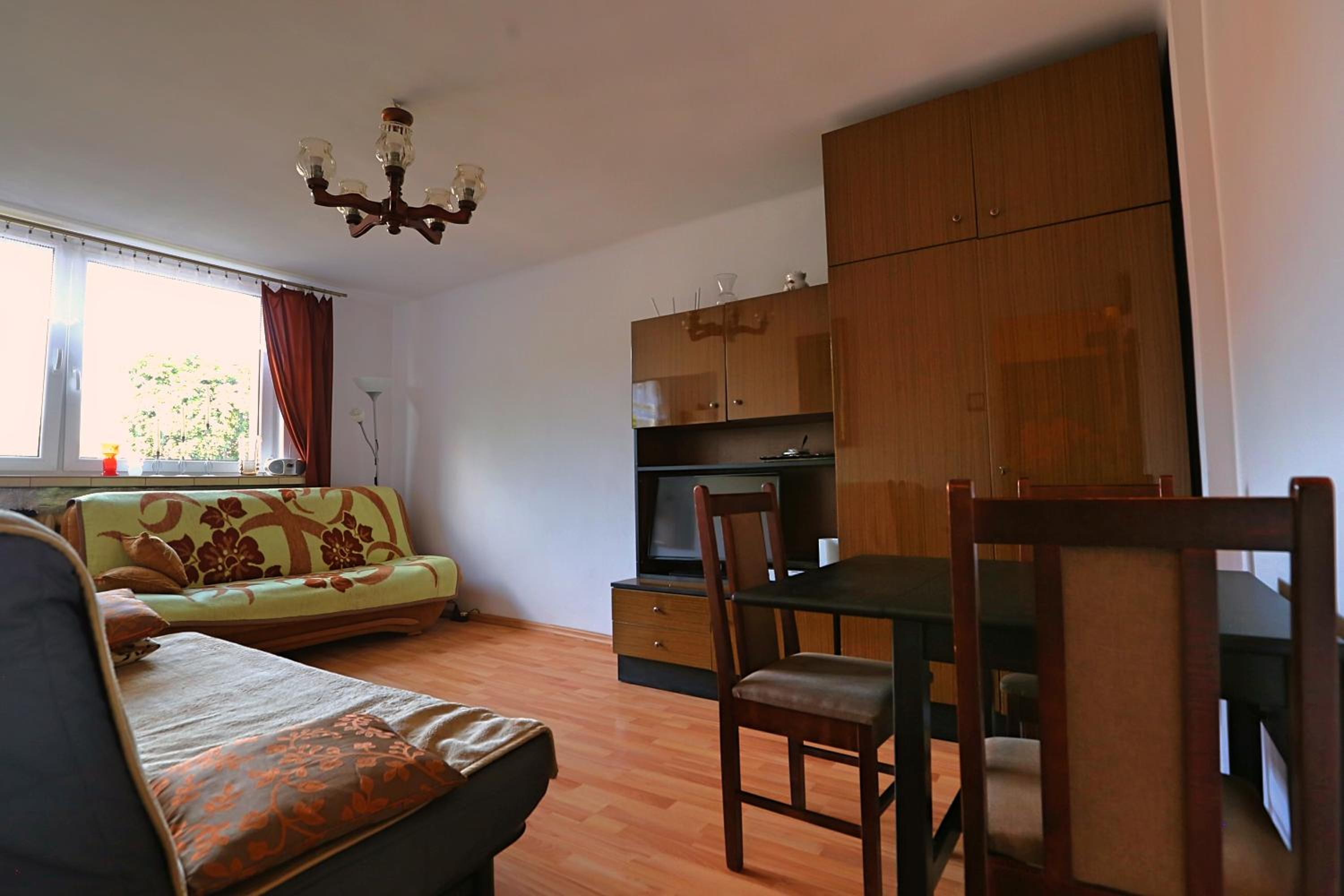 One-Bedroom Apartment - Photo 7
