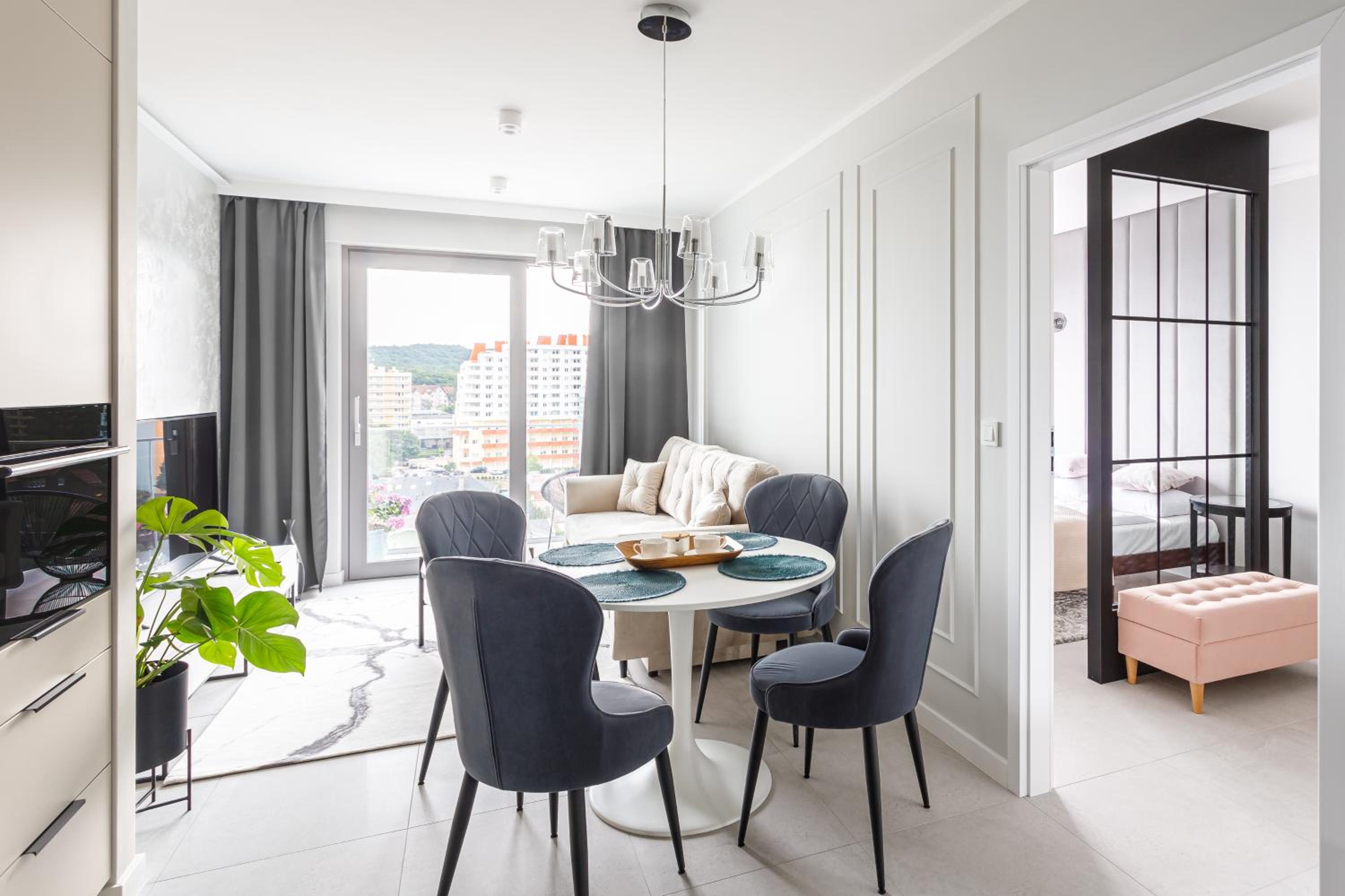 Apartment with Sea View - C96