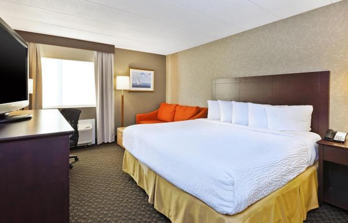 Business King Room - Non-Smoking photo 1