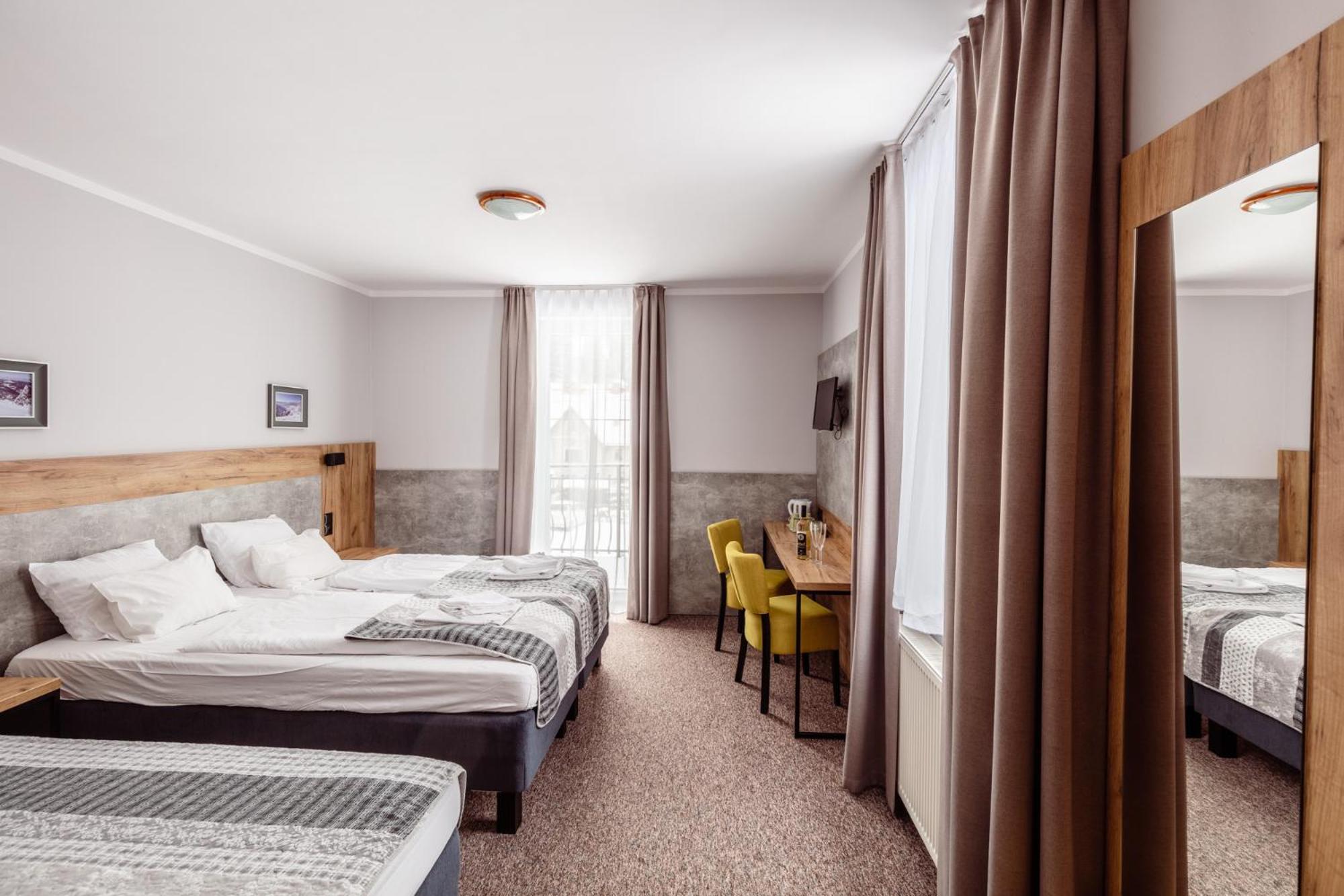 Triple Room with Private Bathroom