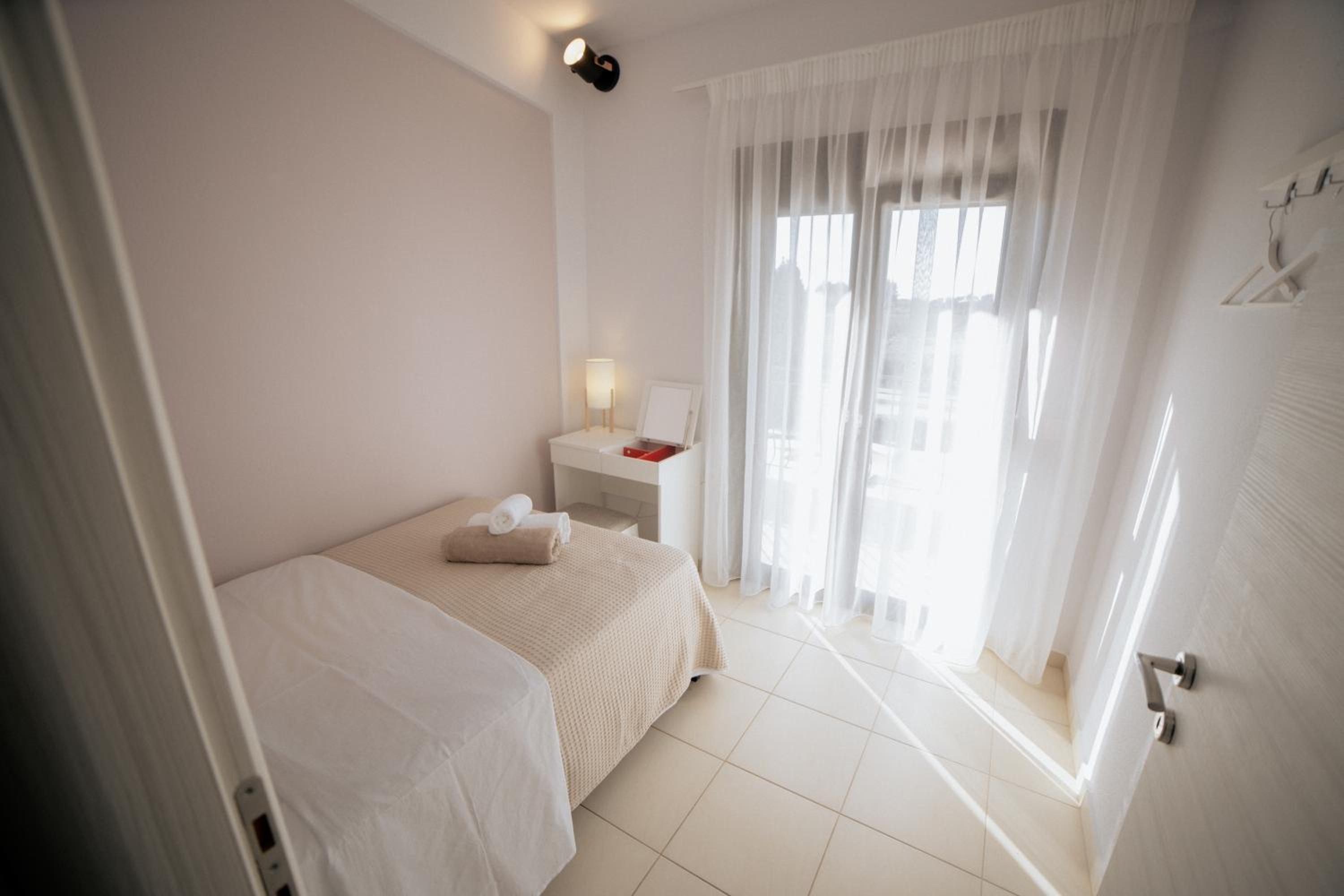 Three-Bedroom Villa photo 3