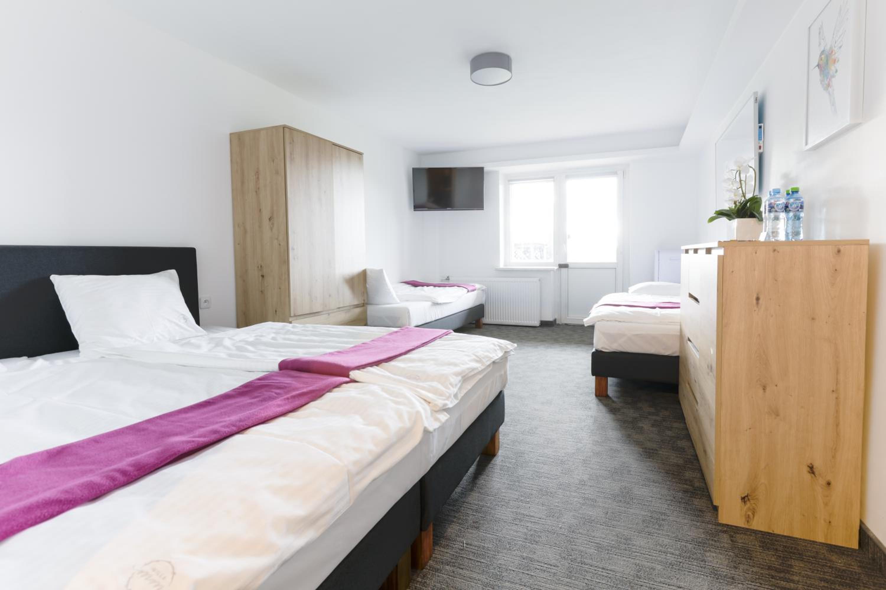 Quadruple Room with Lake View
