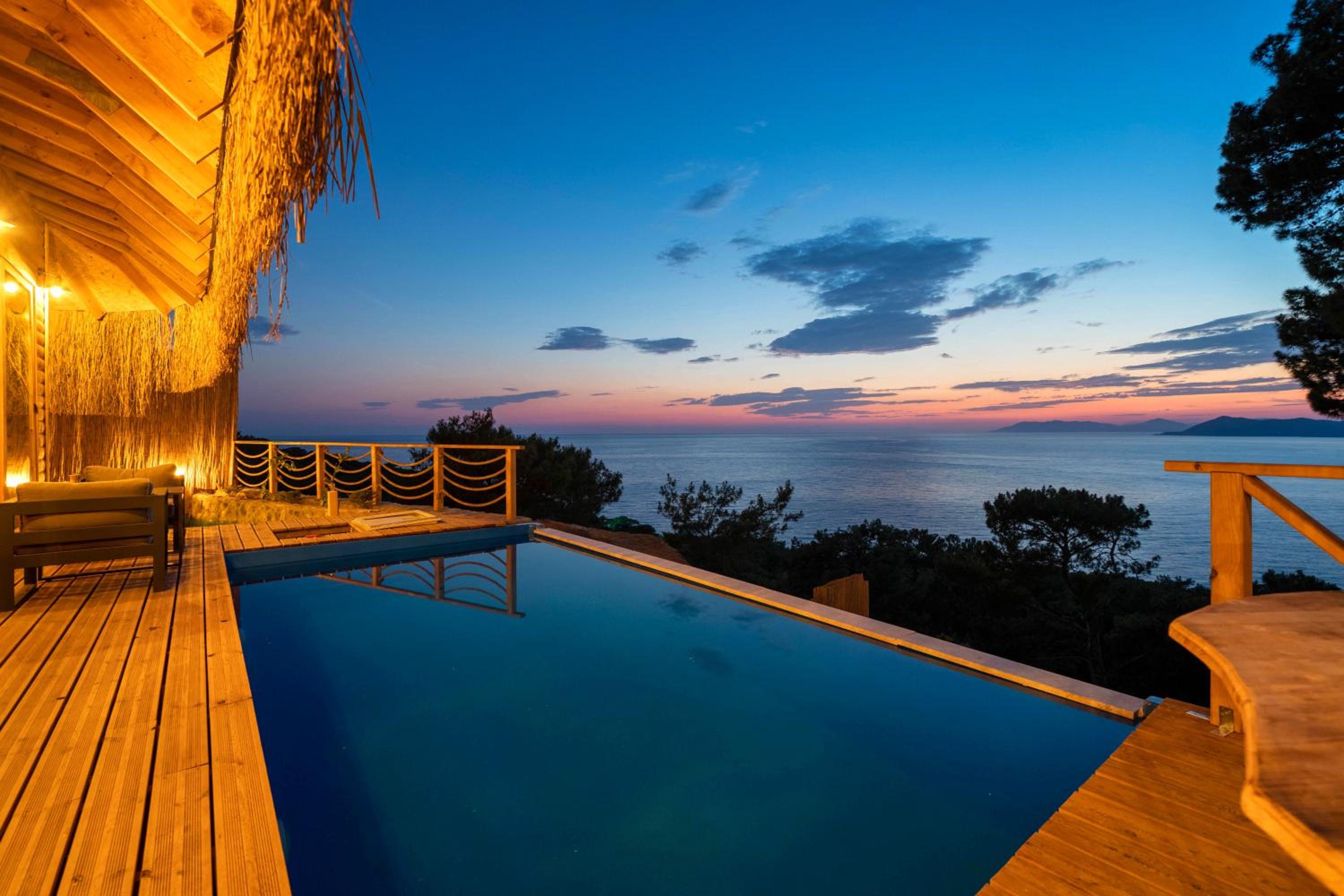 Bungalow with Sea View