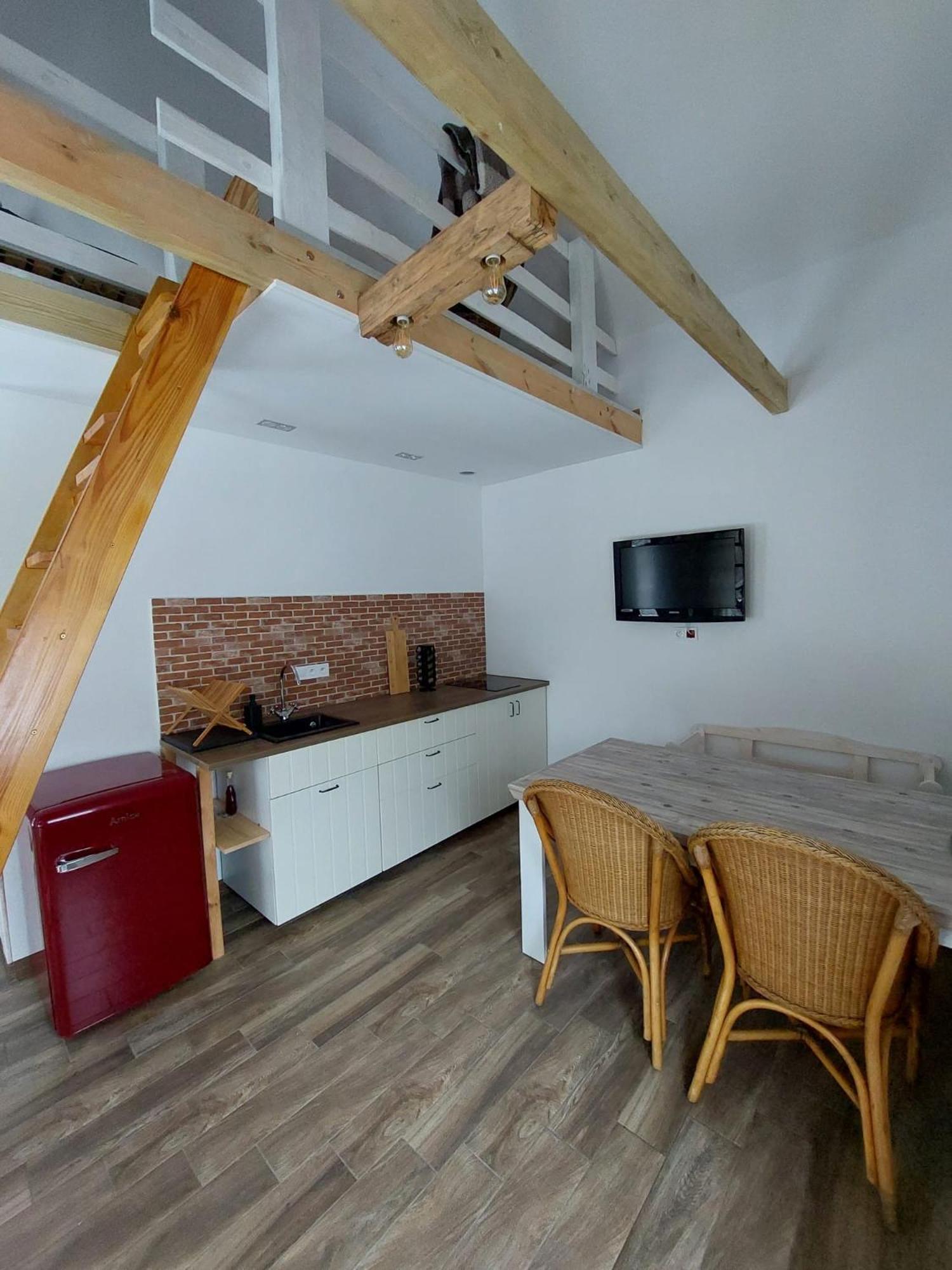 Two-Bedroom House photo 3
