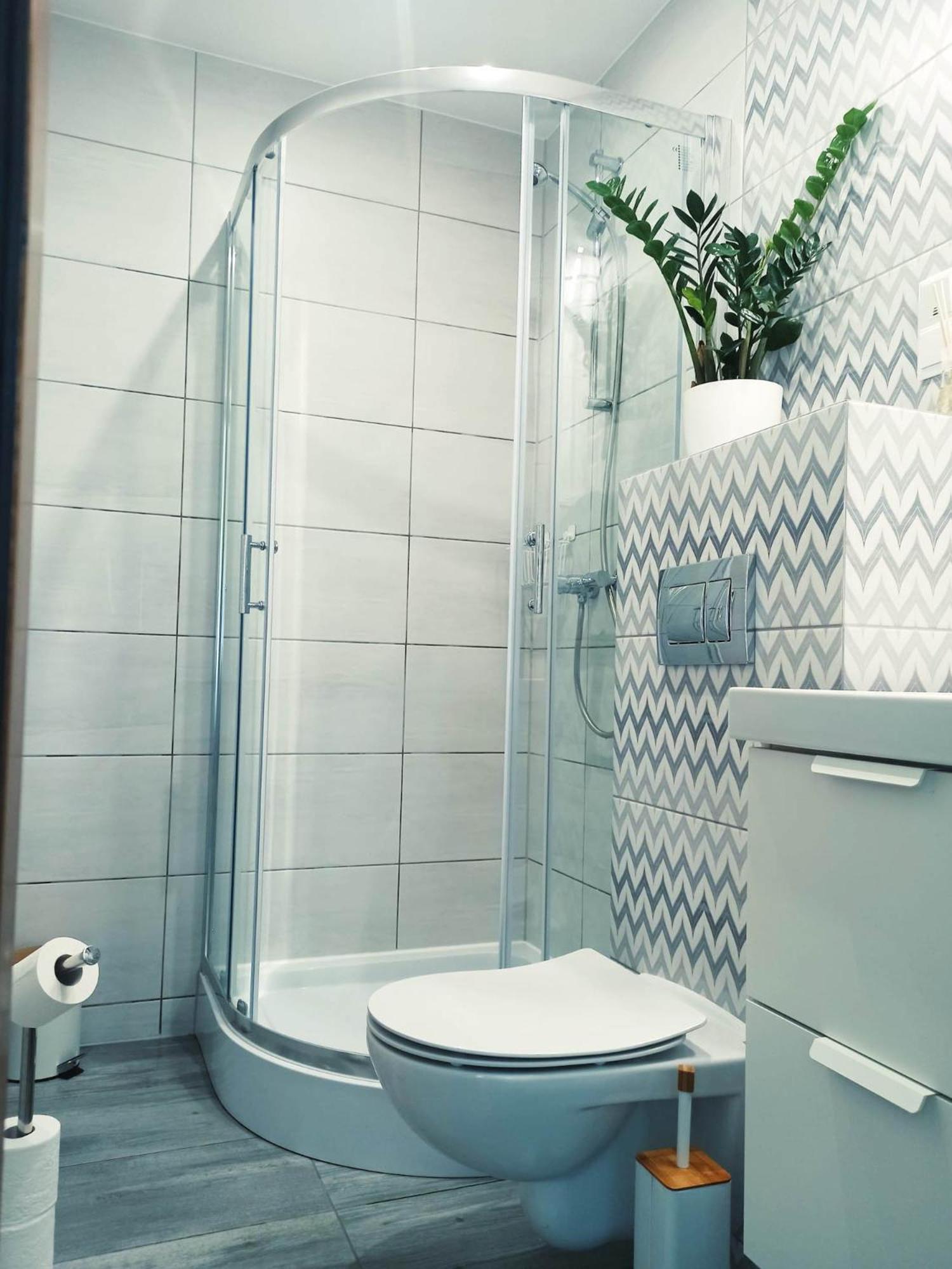 Double Room with Private Bathroom - Photo 8
