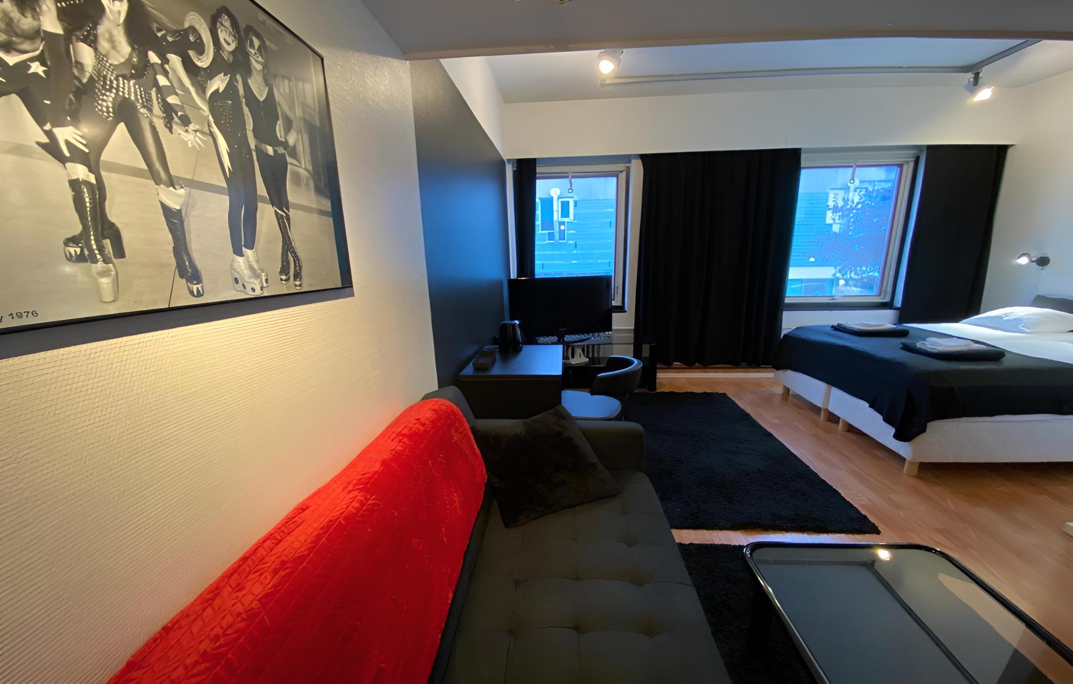 Deluxe King Room