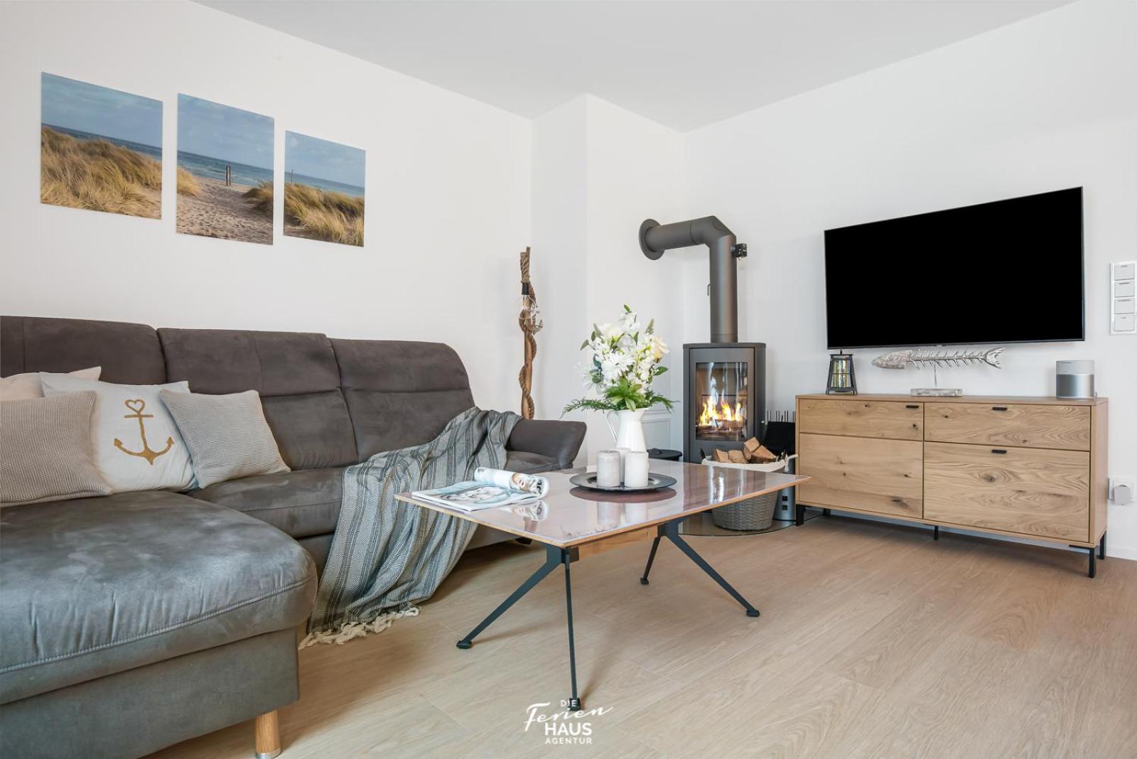 Apartment with Sea View photo 2