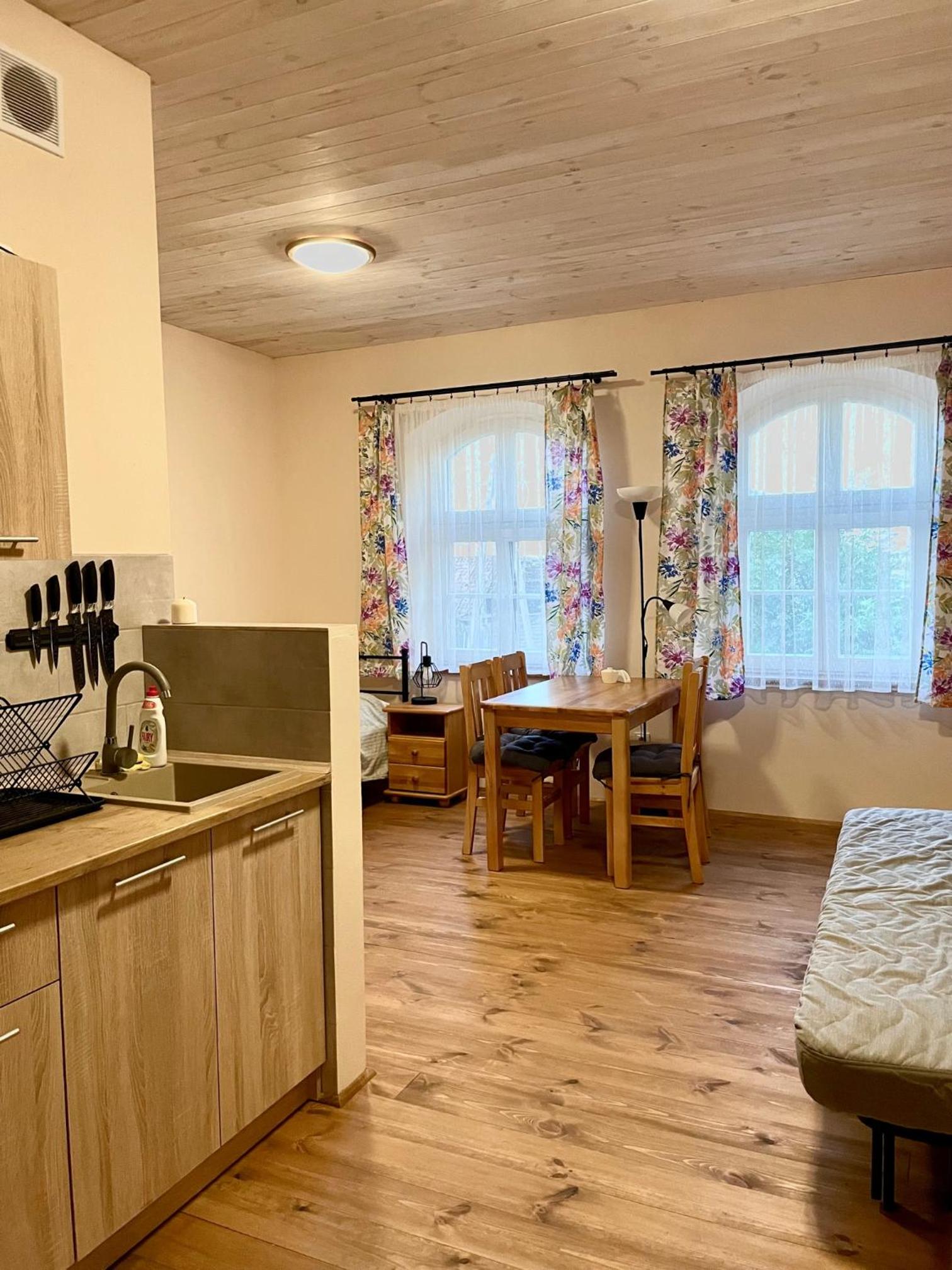 Triple Room with Private Bathroom photo 2
