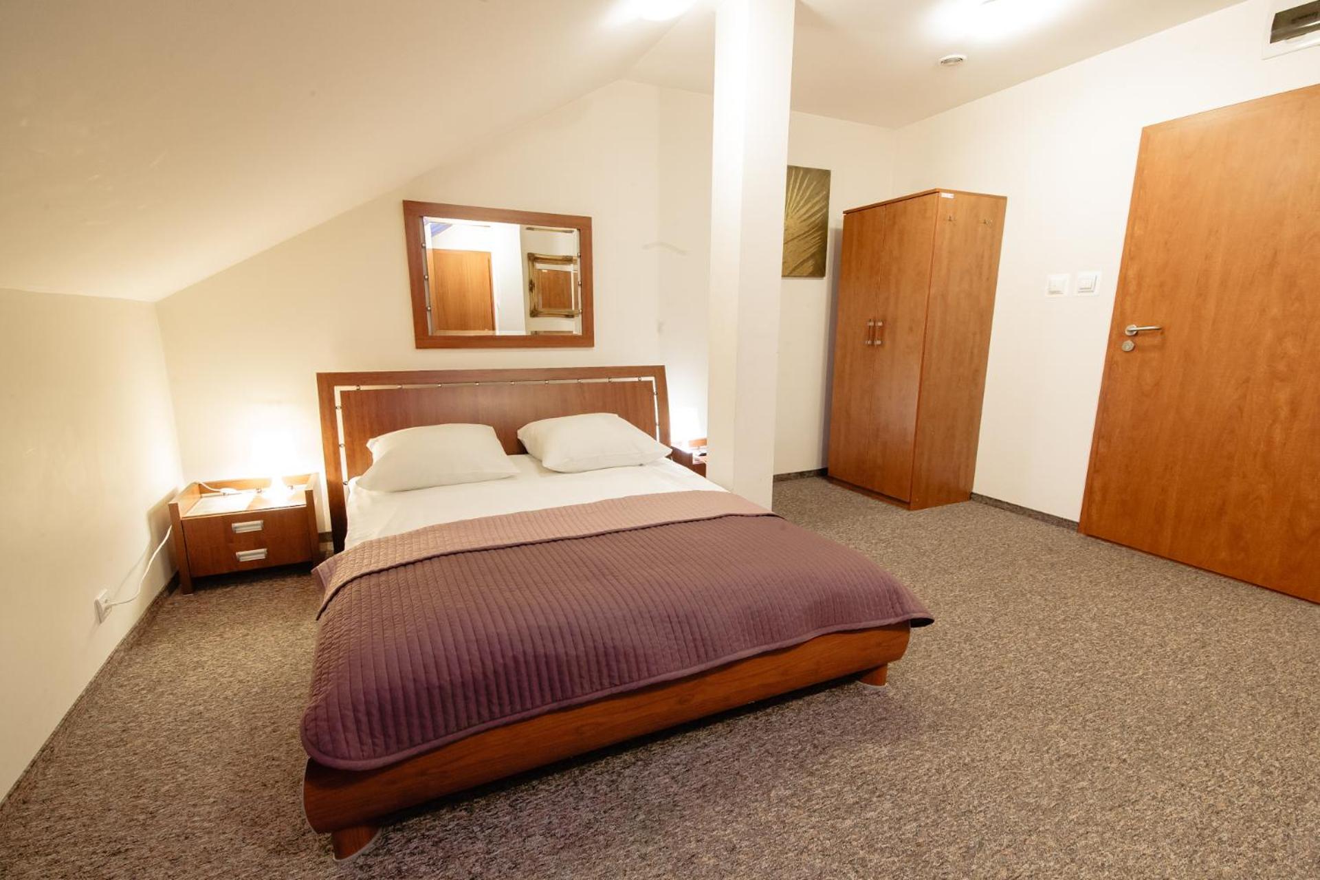 Double Room - Photo 1