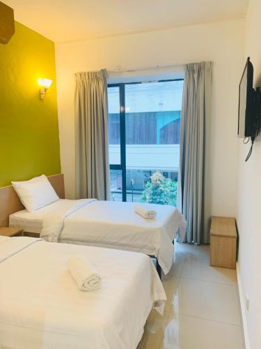 Standard Twin Room