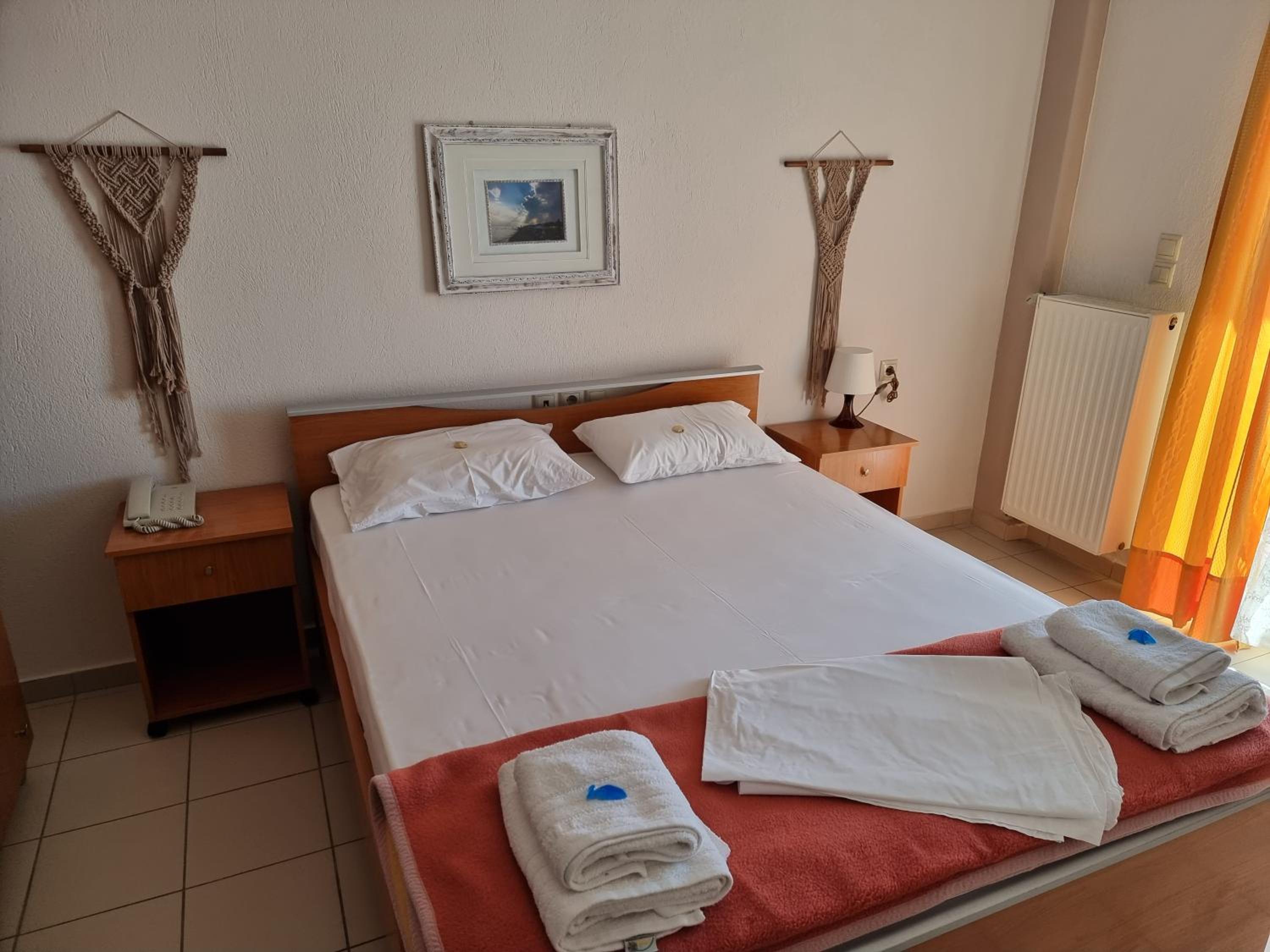 Studio with Sea View (2 Adults) - Photo 5