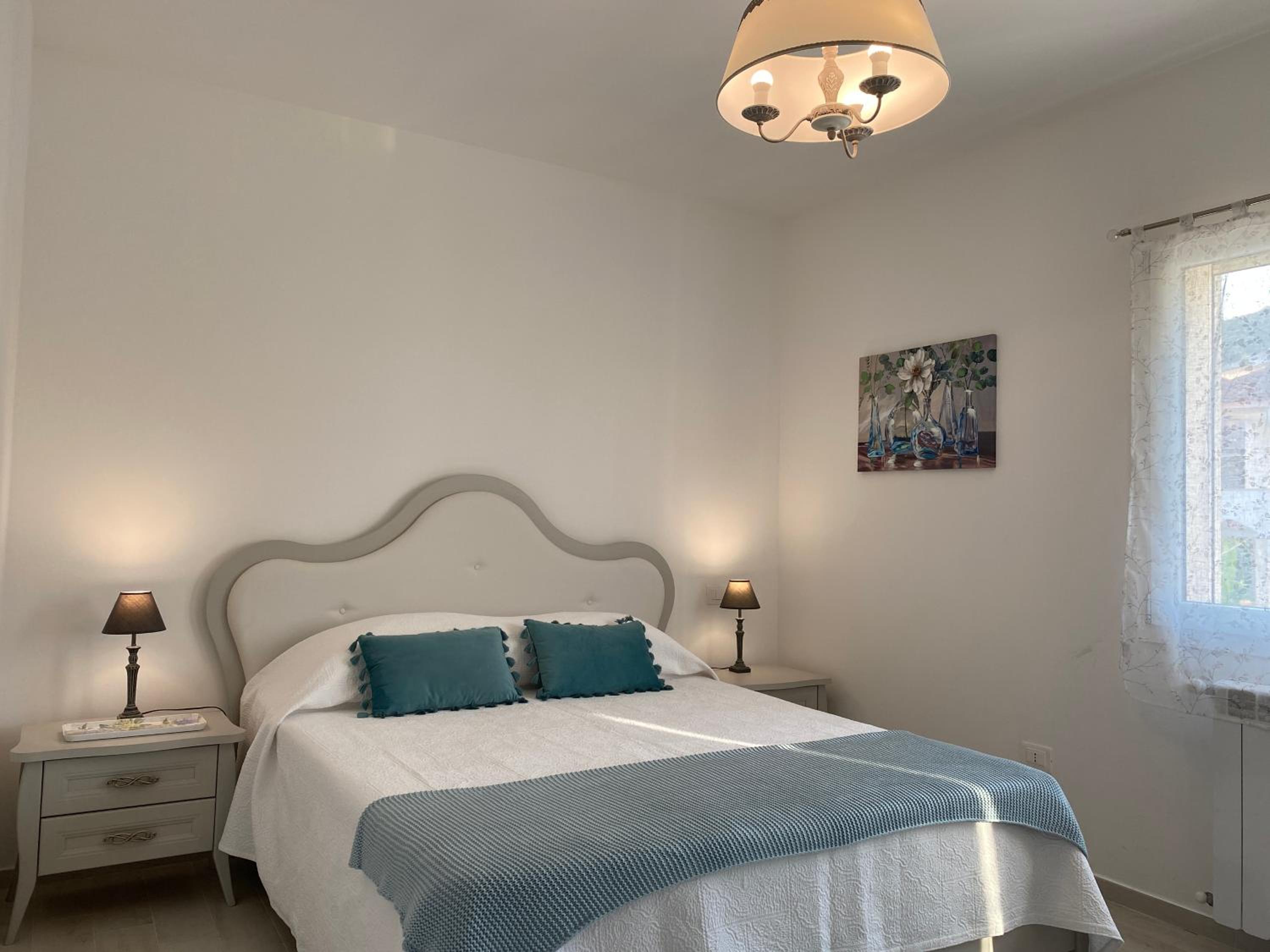 Three-Bedroom Apartment - Photo 19