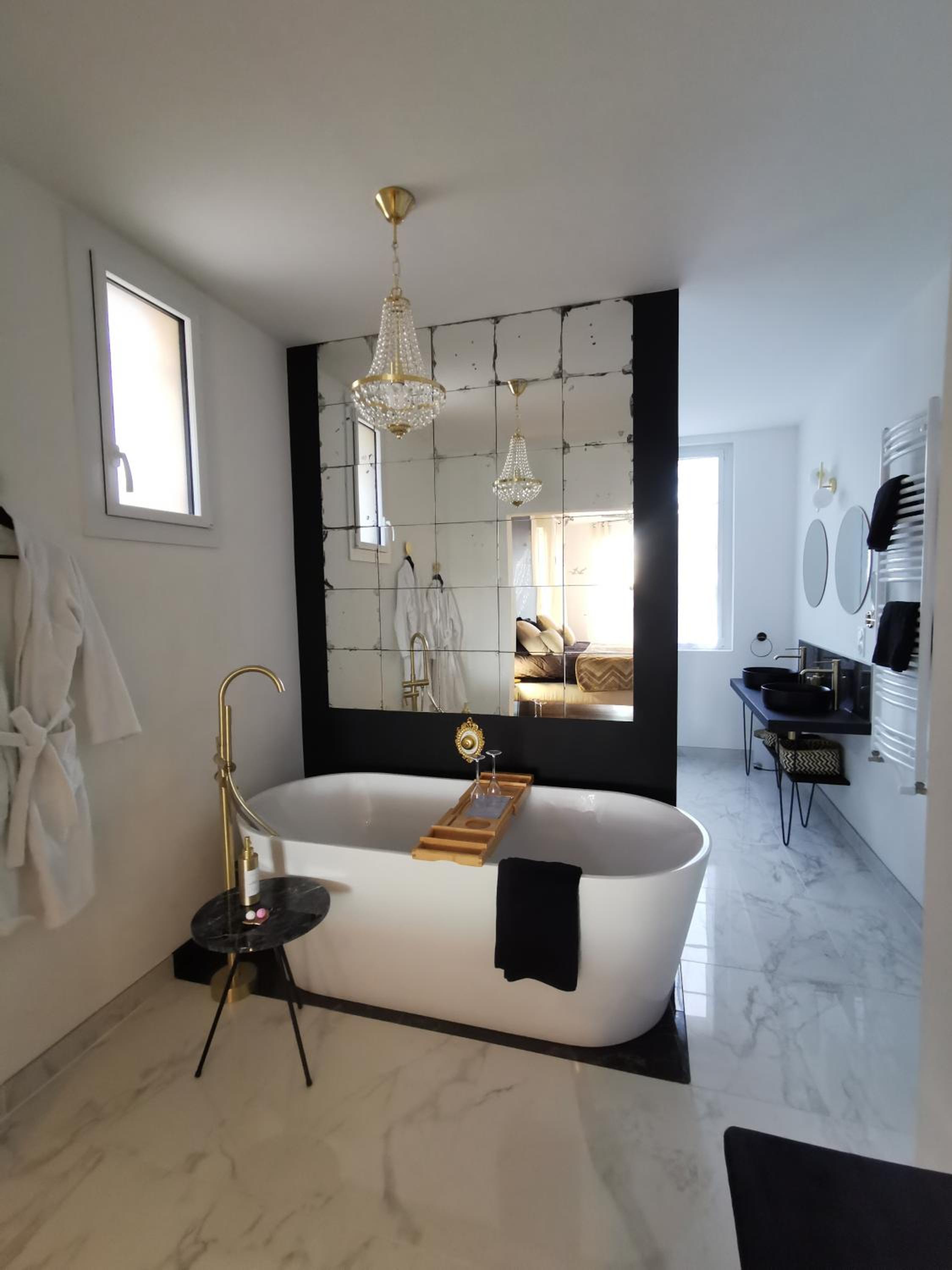 Deluxe Double Room with Bath