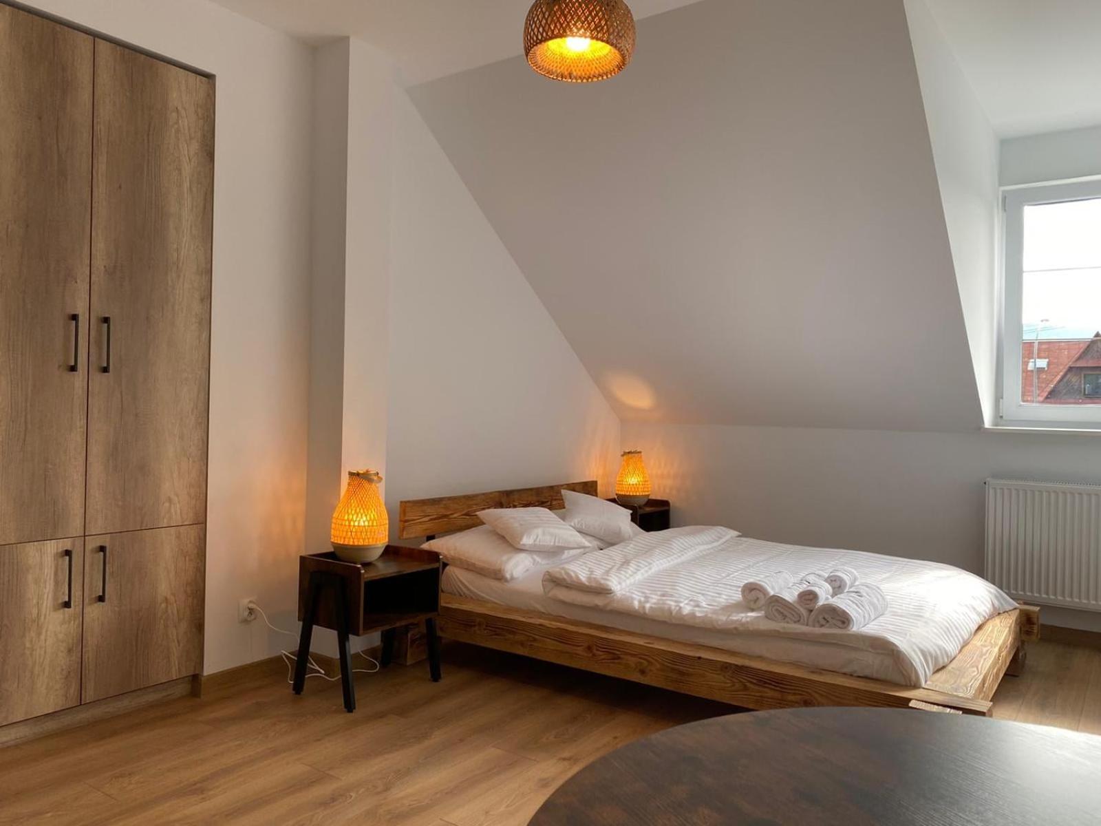 Double Room with Private Bathroom - Photo 2