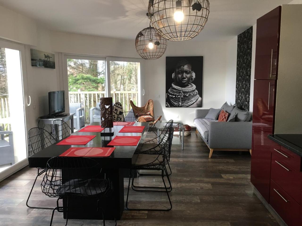 Apartment with Terrace photo 1